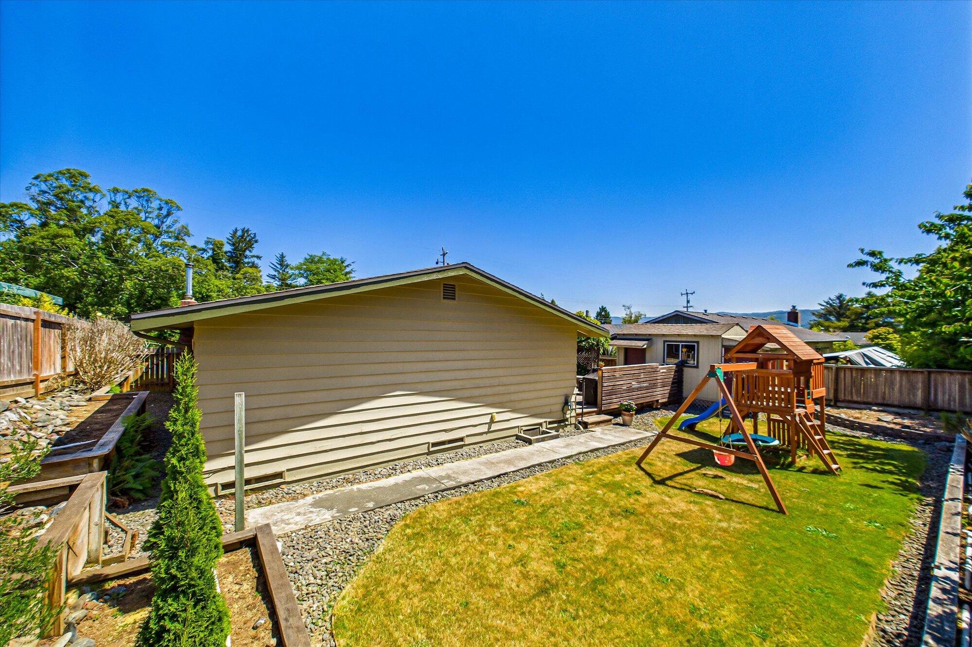 3550 Edgewood Road