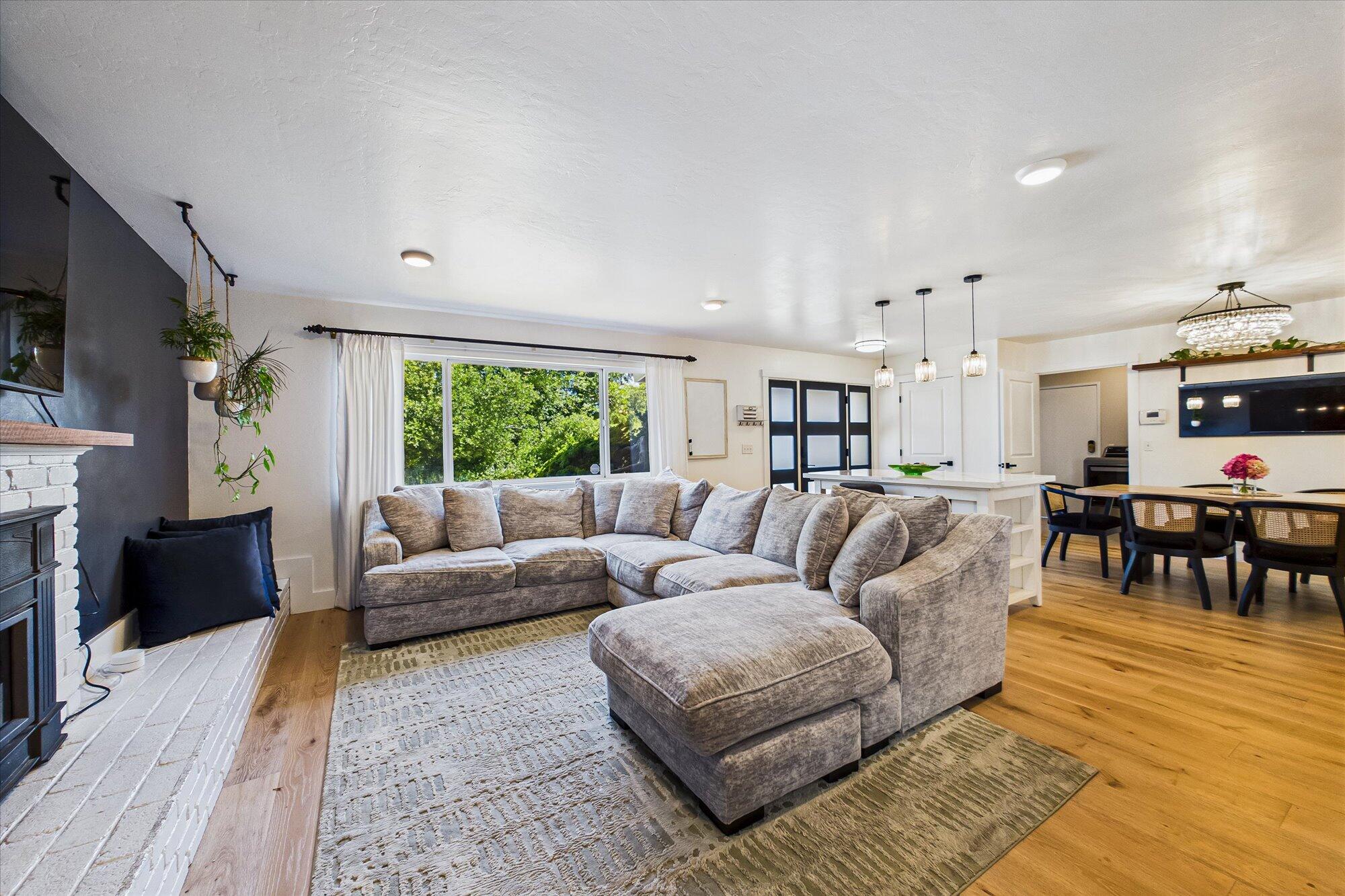 3550 Edgewood Road