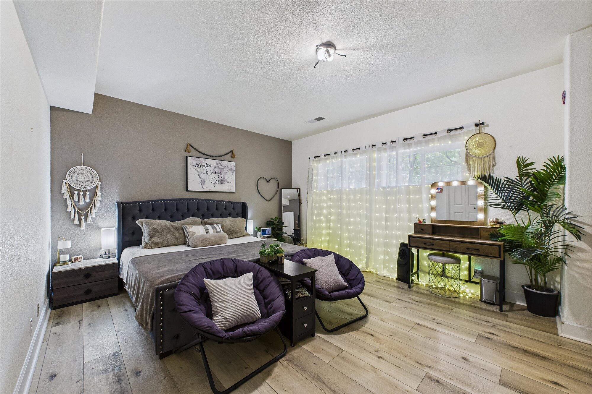 4266 Forest Hill Drive