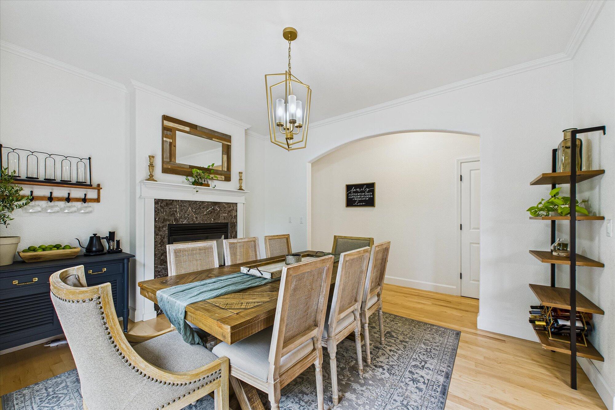 4266 Forest Hill Drive