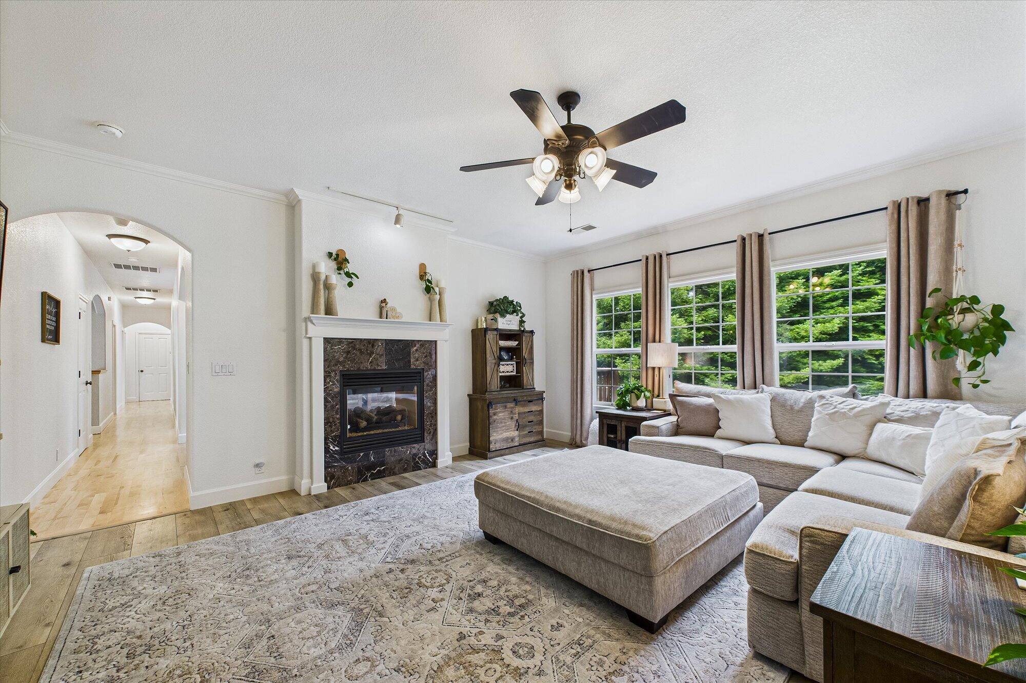 4266 Forest Hill Drive