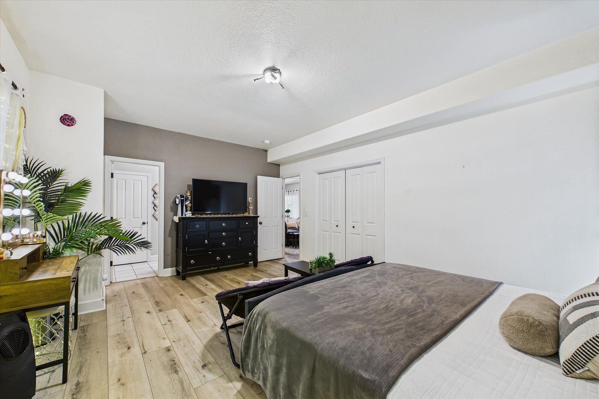 4266 Forest Hill Drive