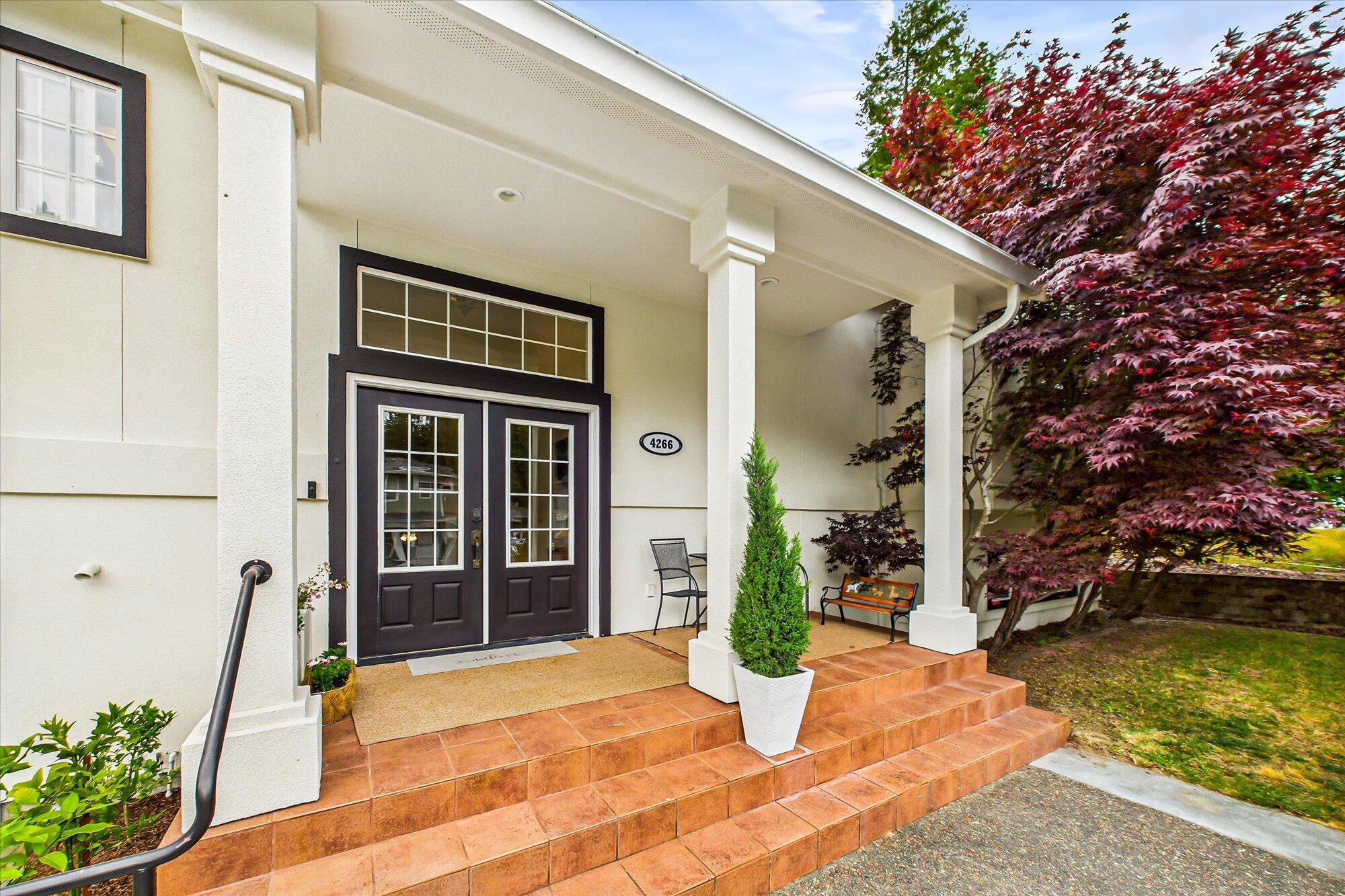 4266 Forest Hill Drive