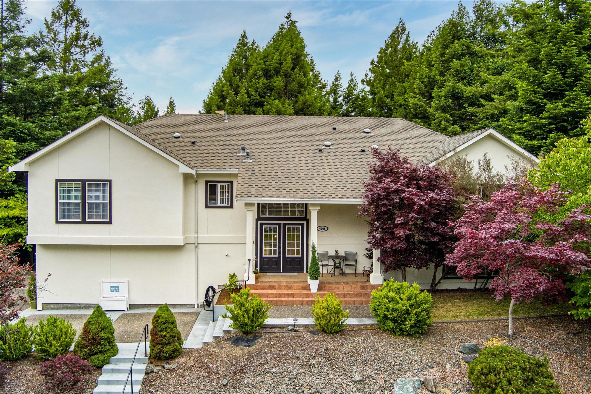 4266 Forest Hill Drive