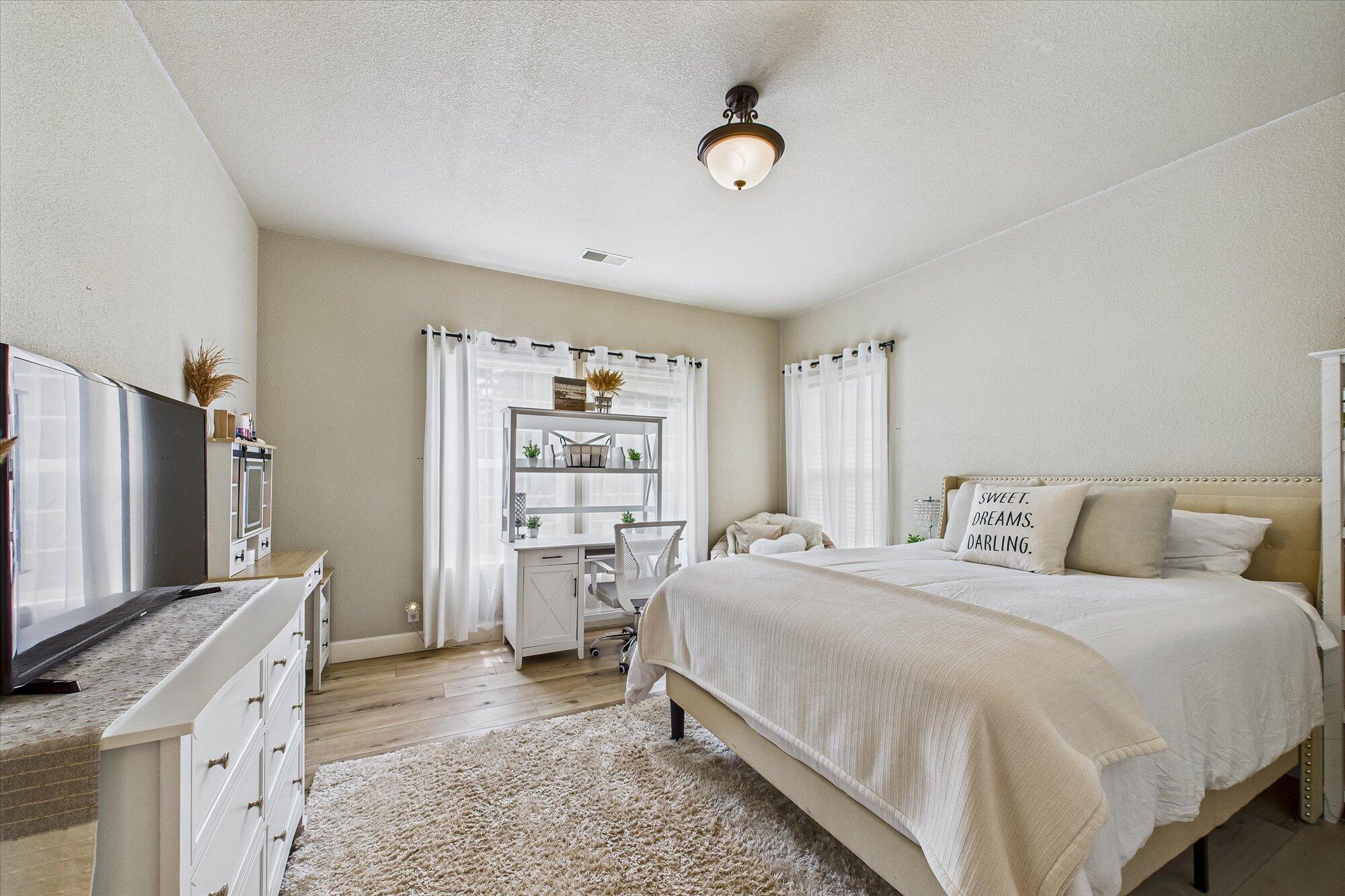 4266 Forest Hill Drive