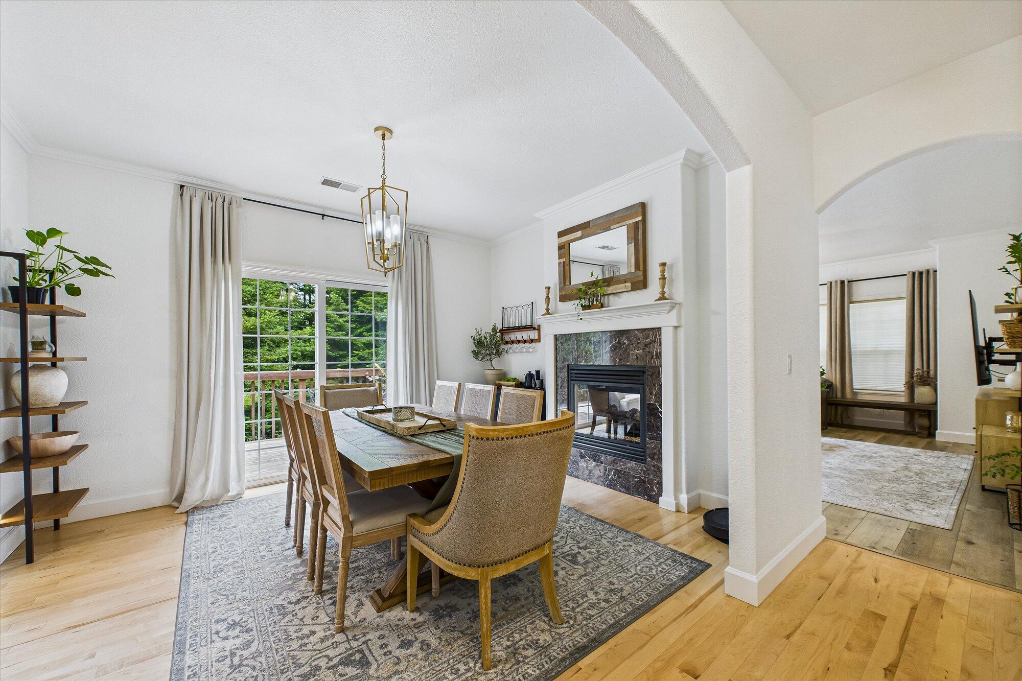 4266 Forest Hill Drive