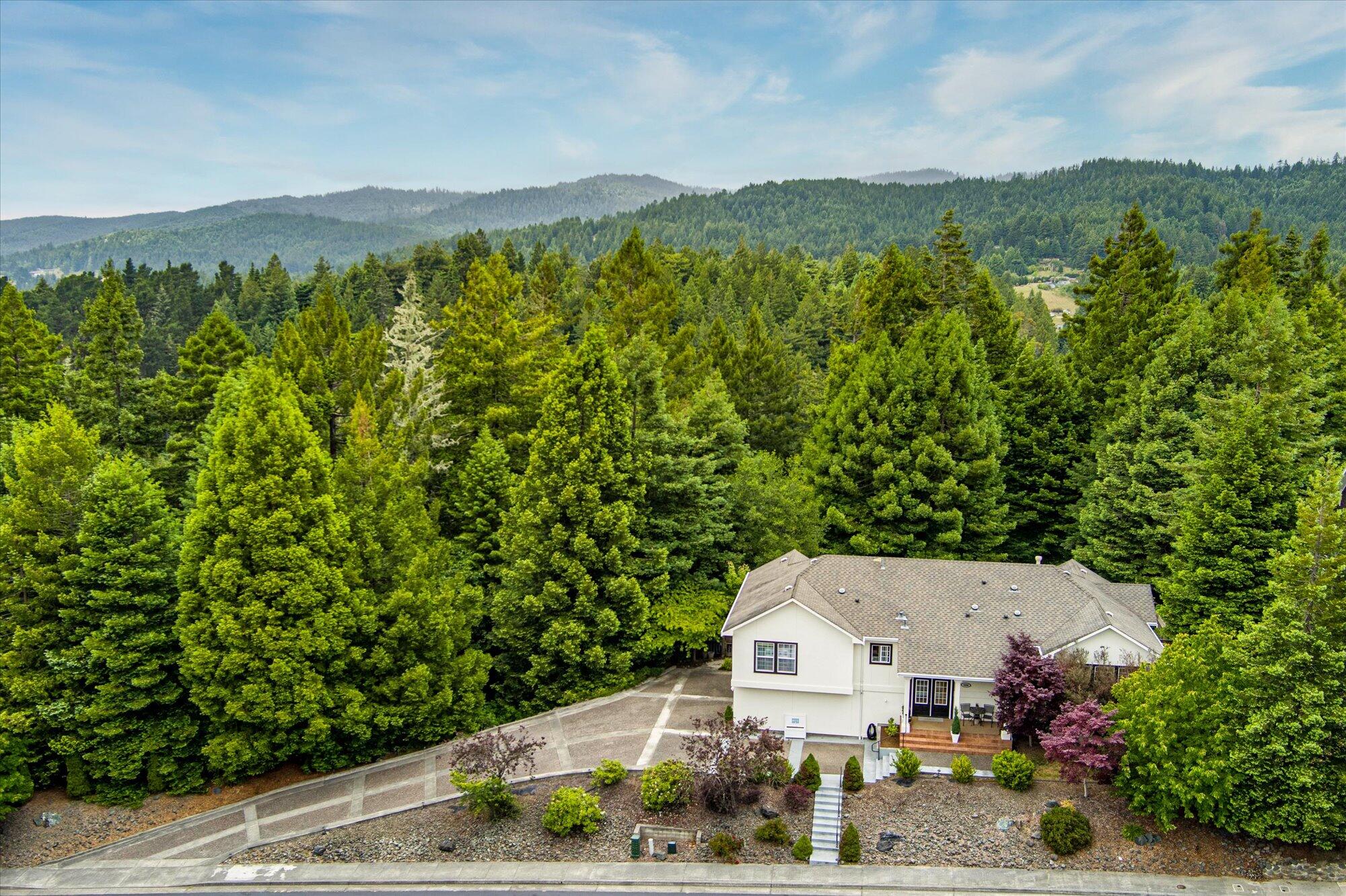 4266 Forest Hill Drive