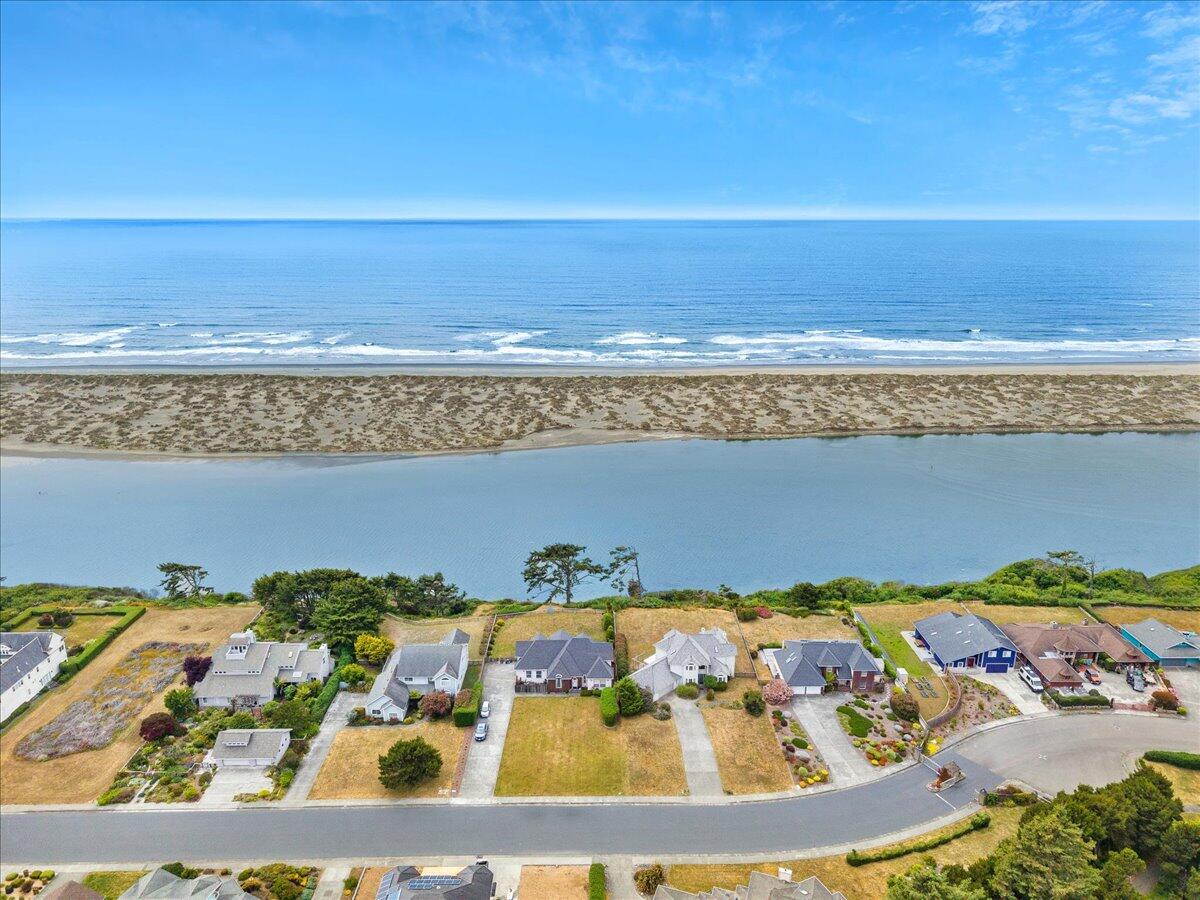 2612 Knox Cove Drive, McKinleyville