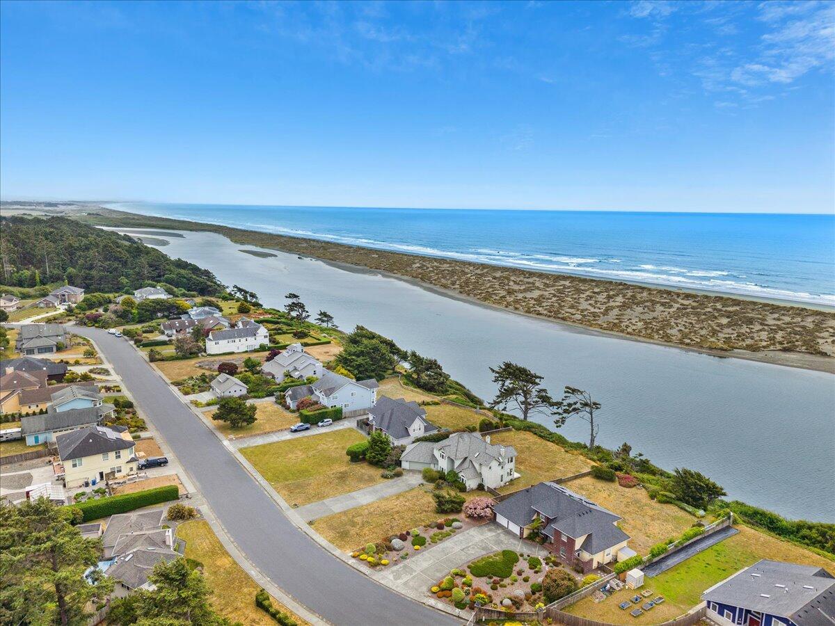 2612 Knox Cove Drive, McKinleyville