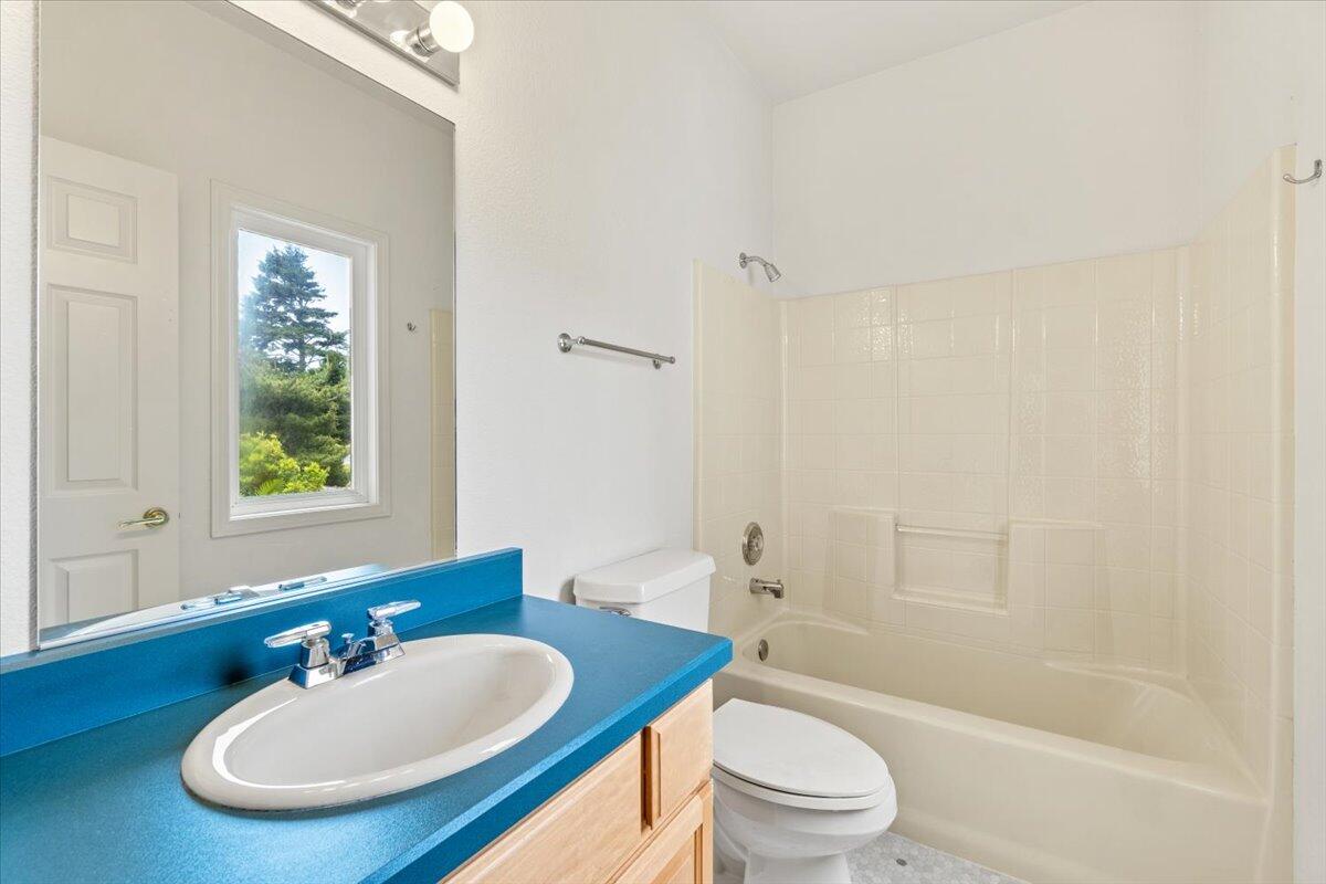 2612 Knox Cove Drive, McKinleyville