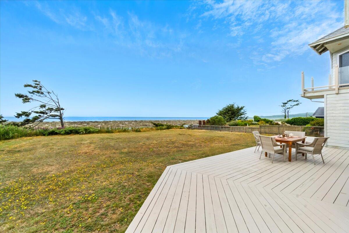 2612 Knox Cove Drive, McKinleyville