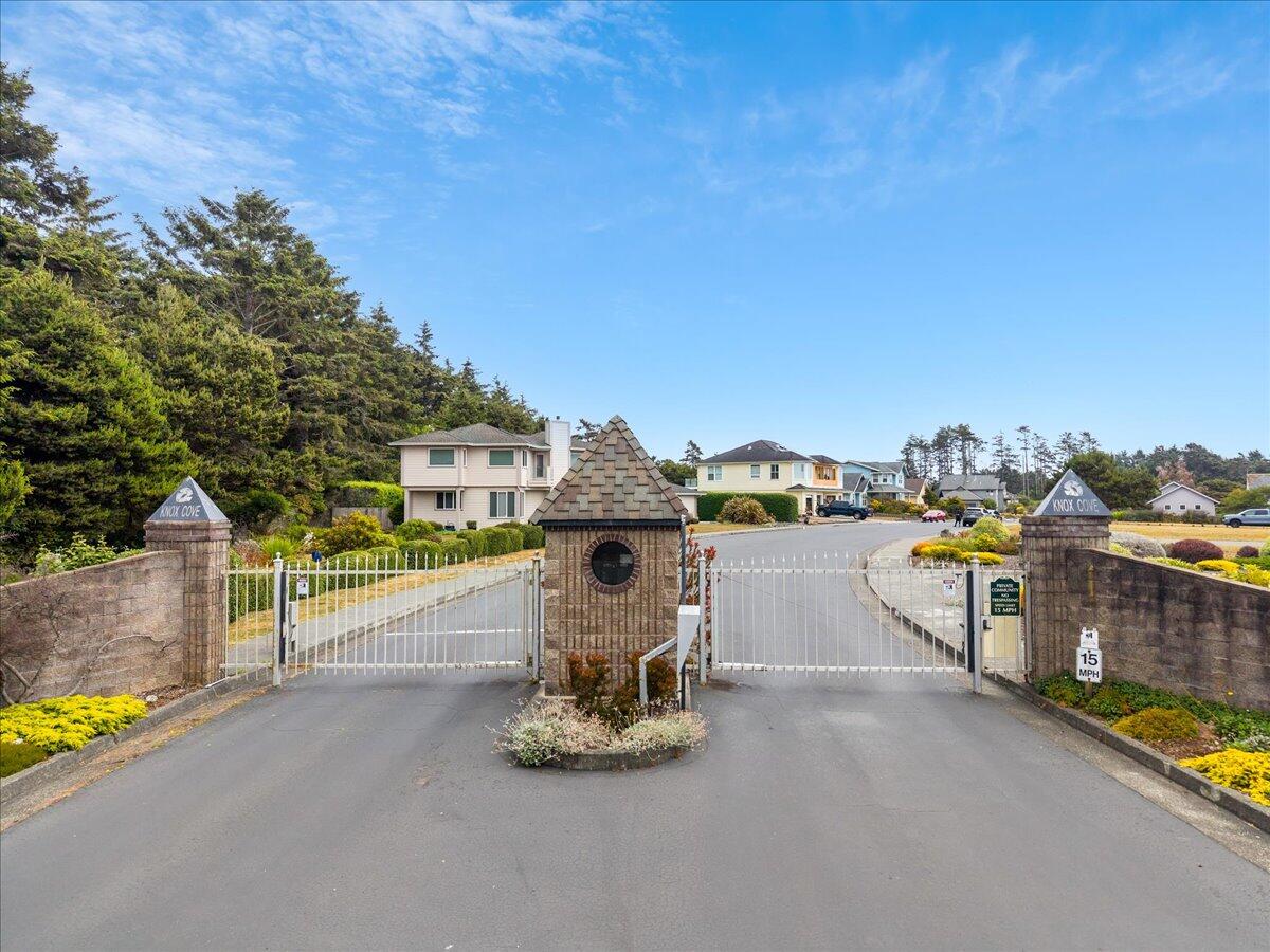 2612 Knox Cove Drive, McKinleyville