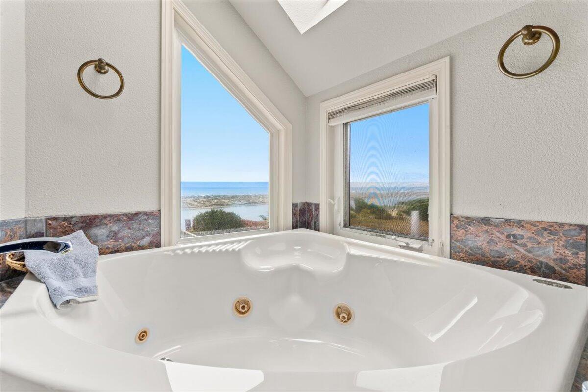 2612 Knox Cove Drive, McKinleyville