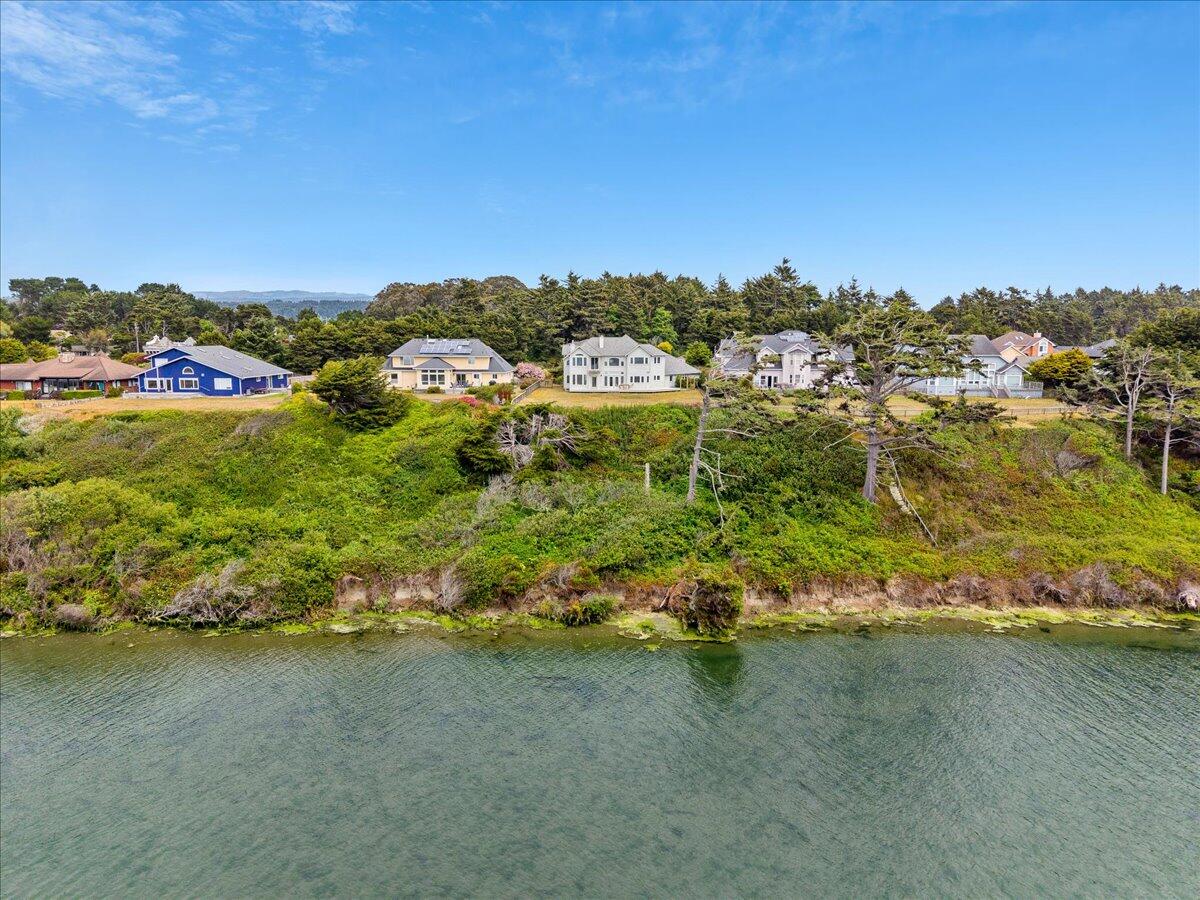 2612 Knox Cove Drive, McKinleyville