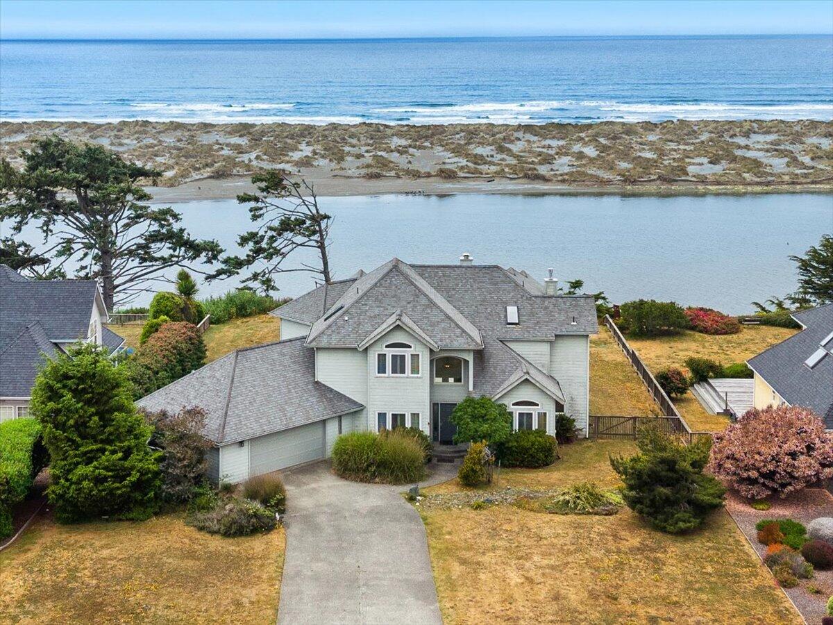 2612 Knox Cove Drive, McKinleyville