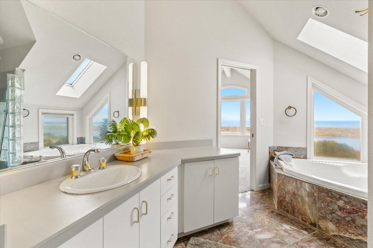 2612 Knox Cove Drive, McKinleyville