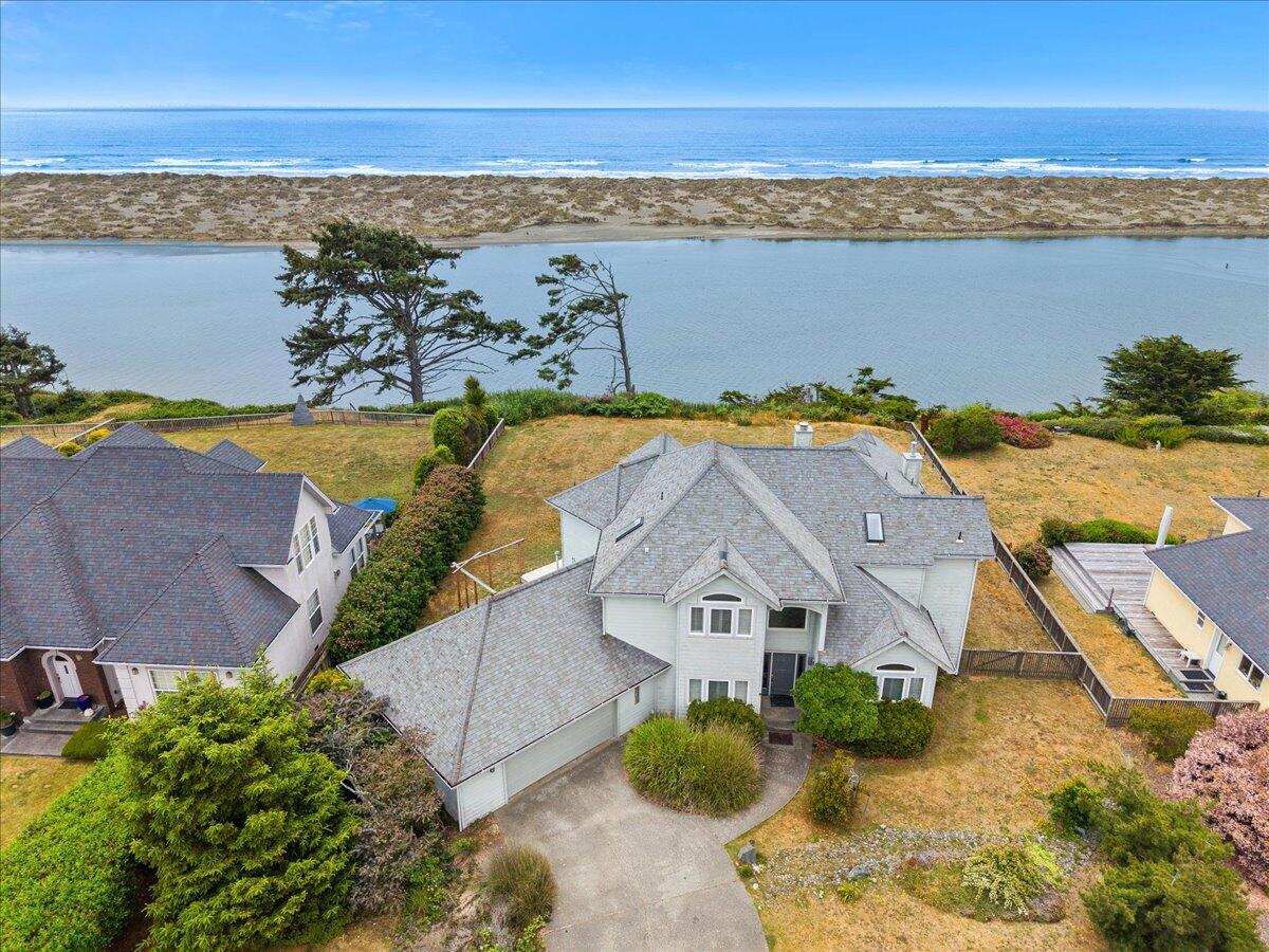 2612 Knox Cove Drive, McKinleyville