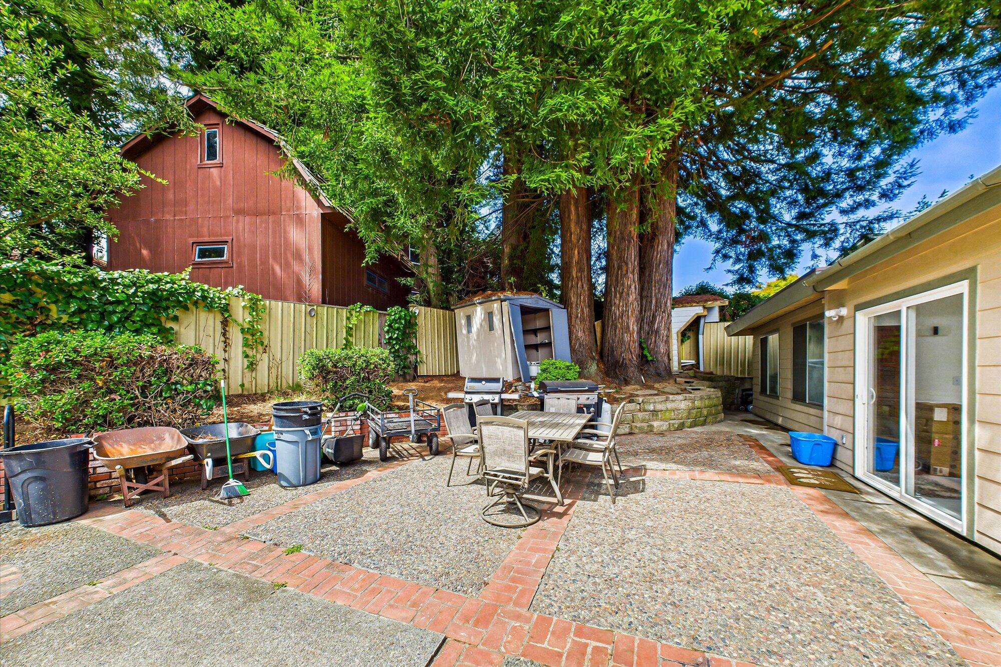 4290 Fairway Drive