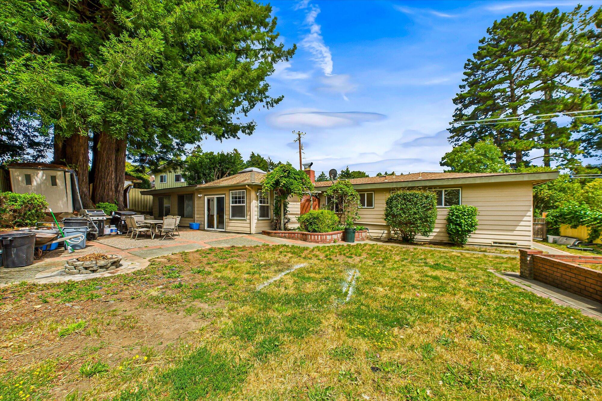 4290 Fairway Drive