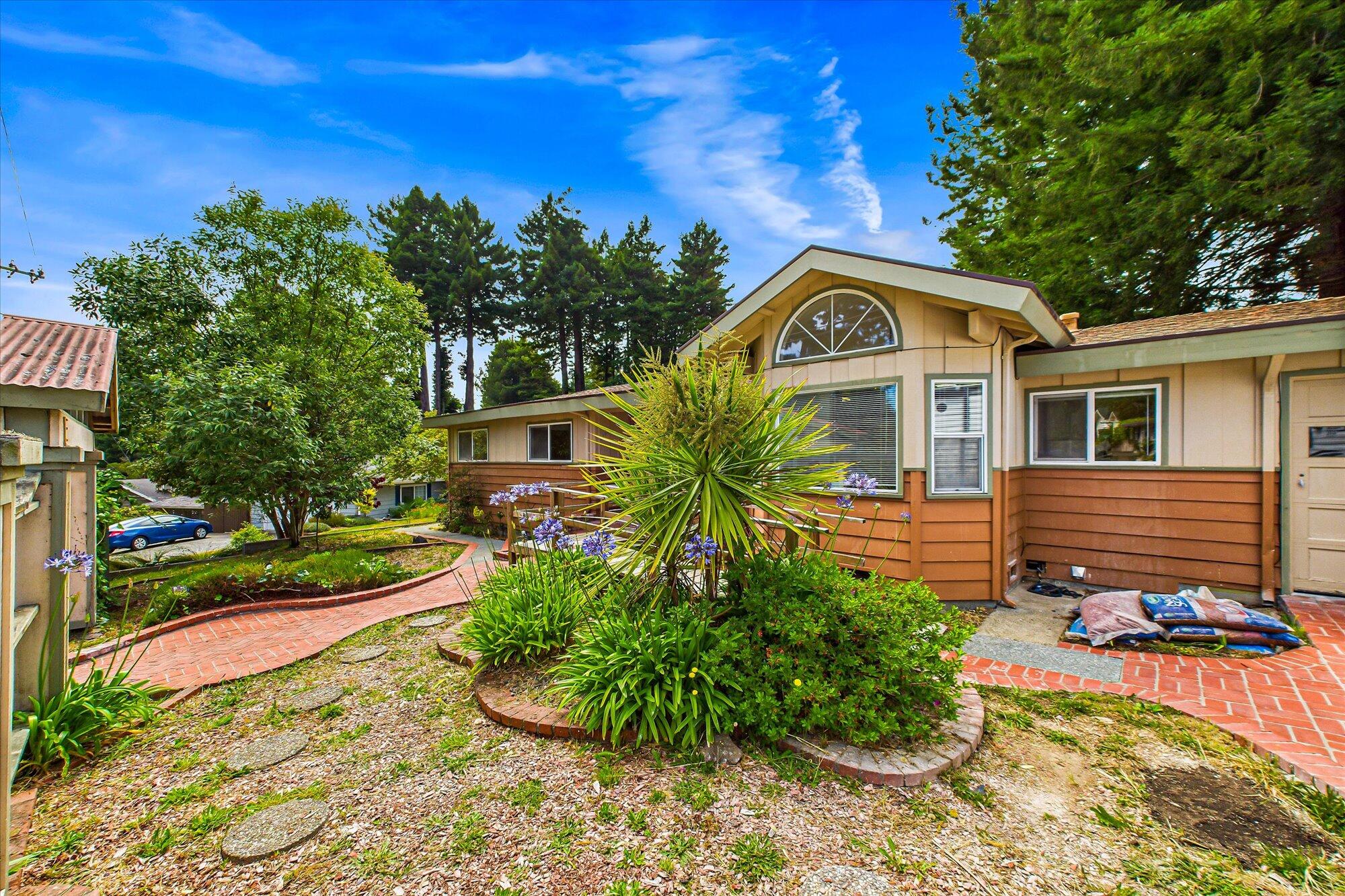 4290 Fairway Drive