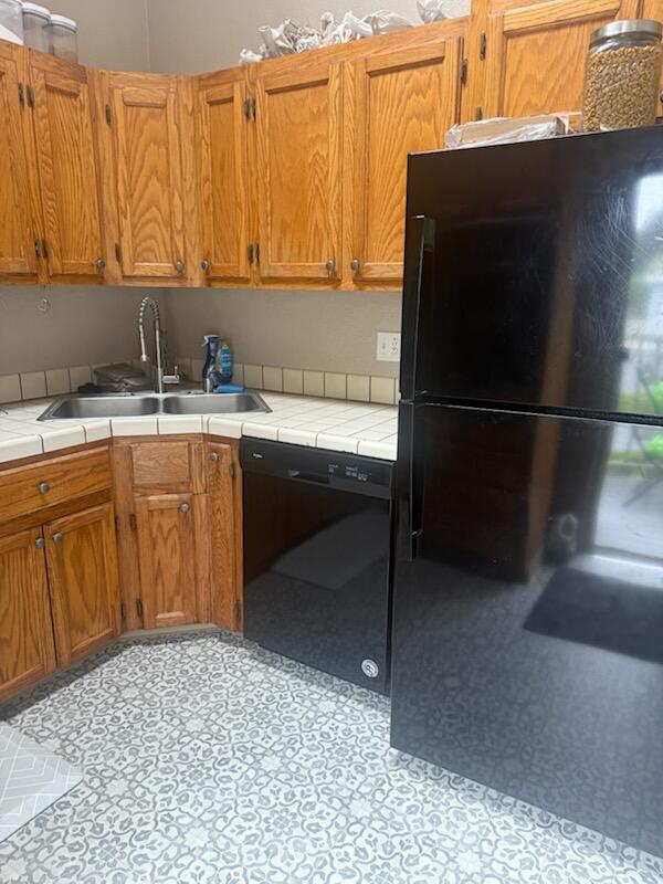 1449 Myrtle #17 Avenue