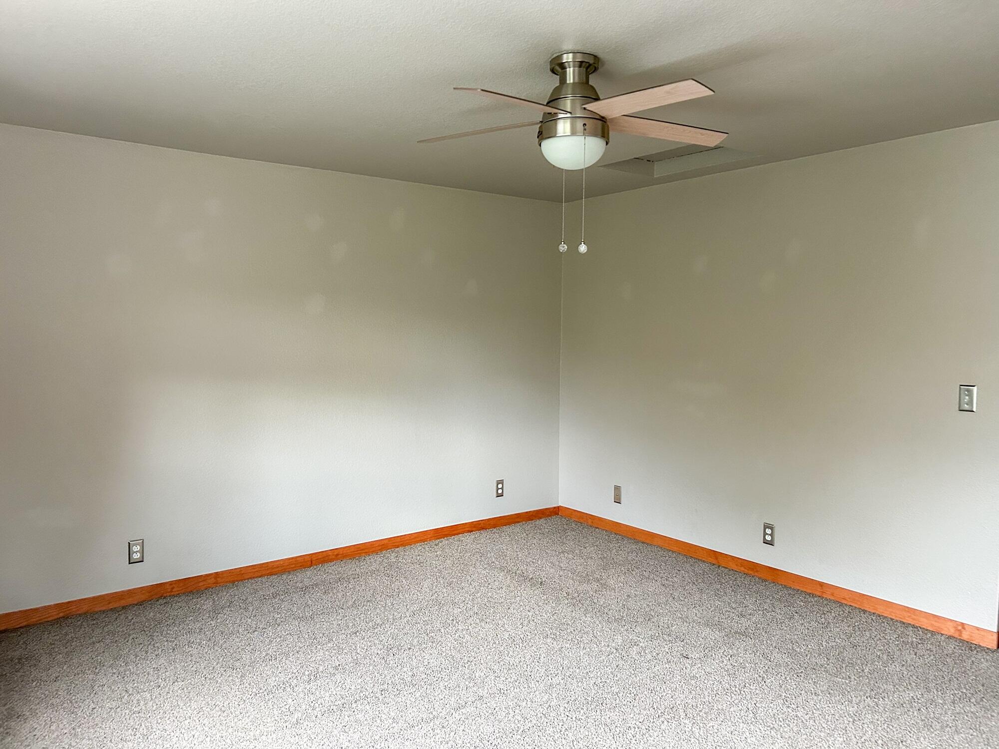 1449 Myrtle #17 Avenue