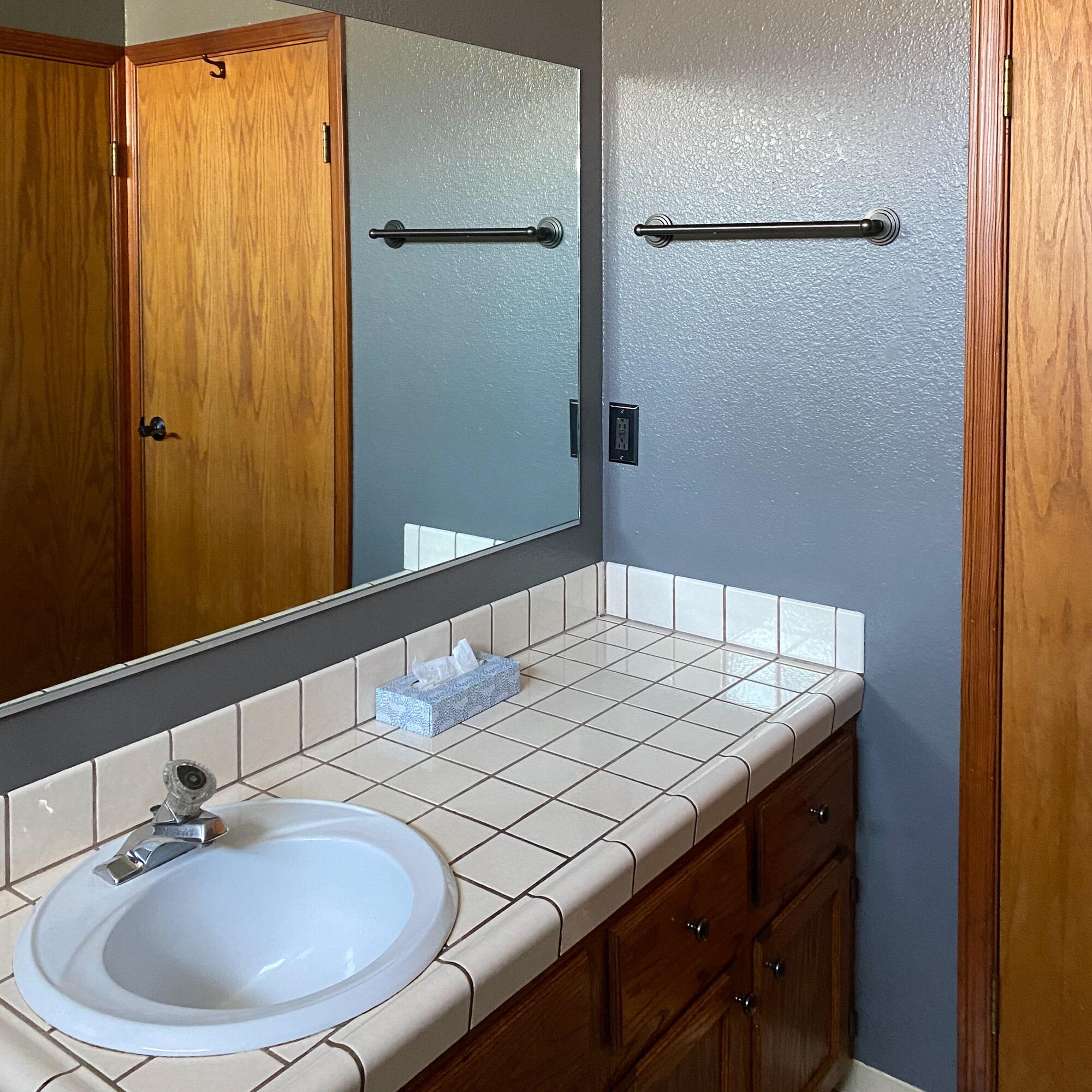 1449 Myrtle #17 Avenue