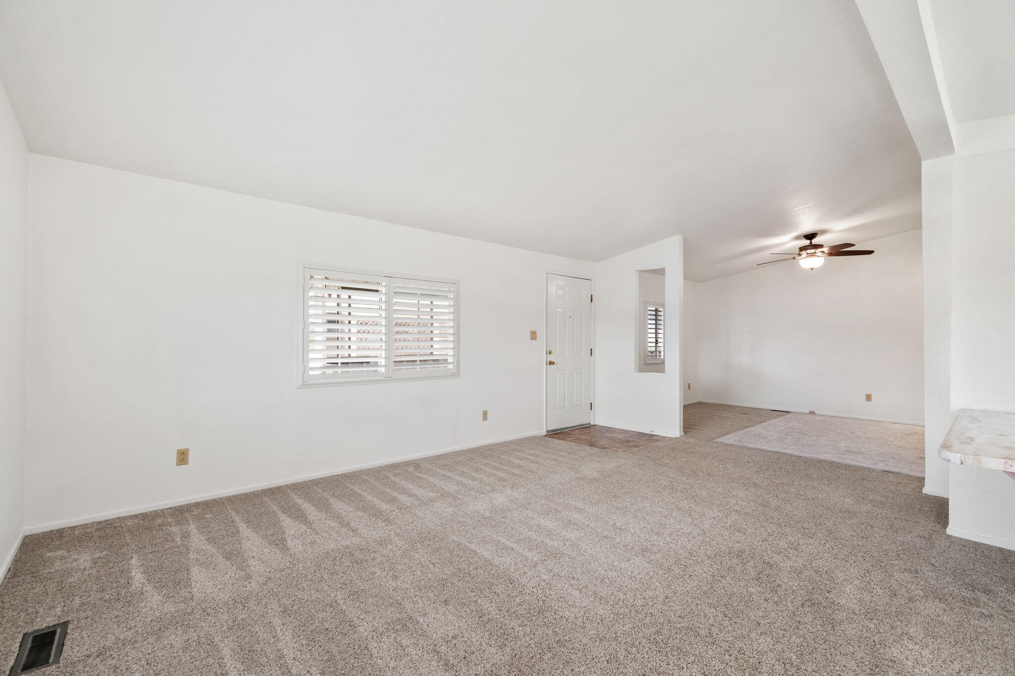 18 Sunshine Way, 18