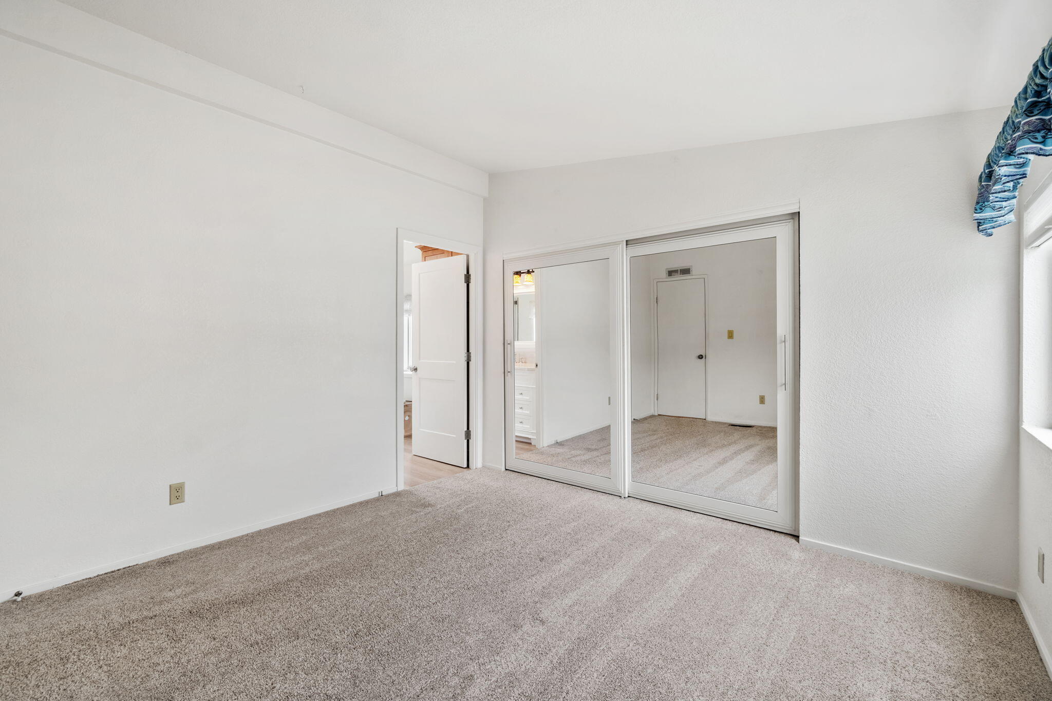 18 Sunshine Way, 18