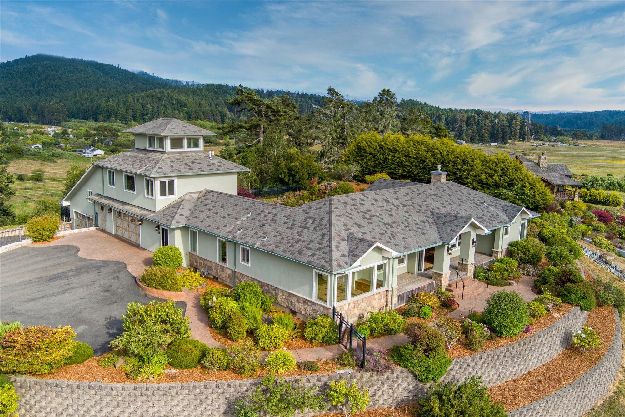 1491 Walker Point Road
