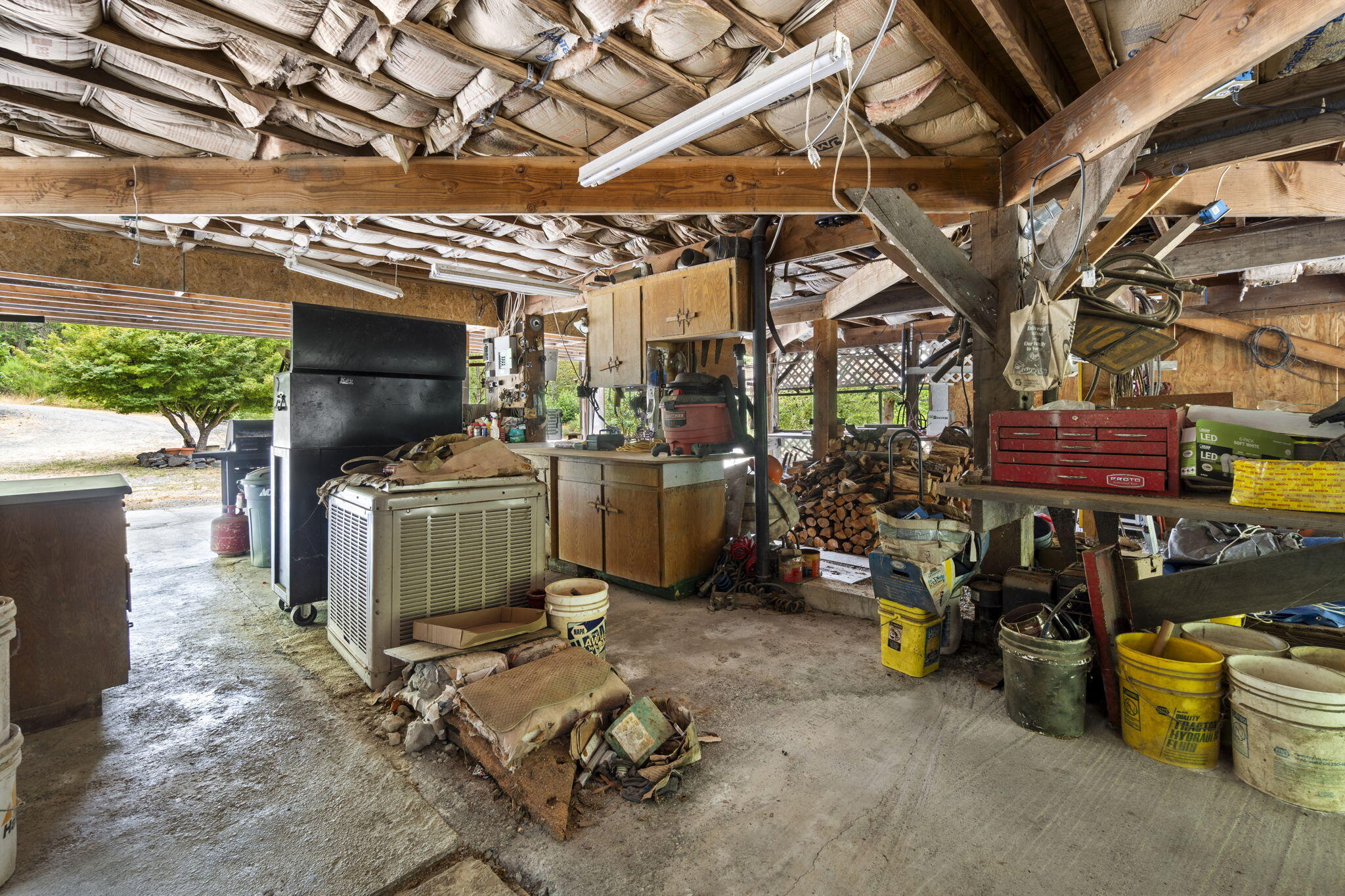 22280 Hwy 299