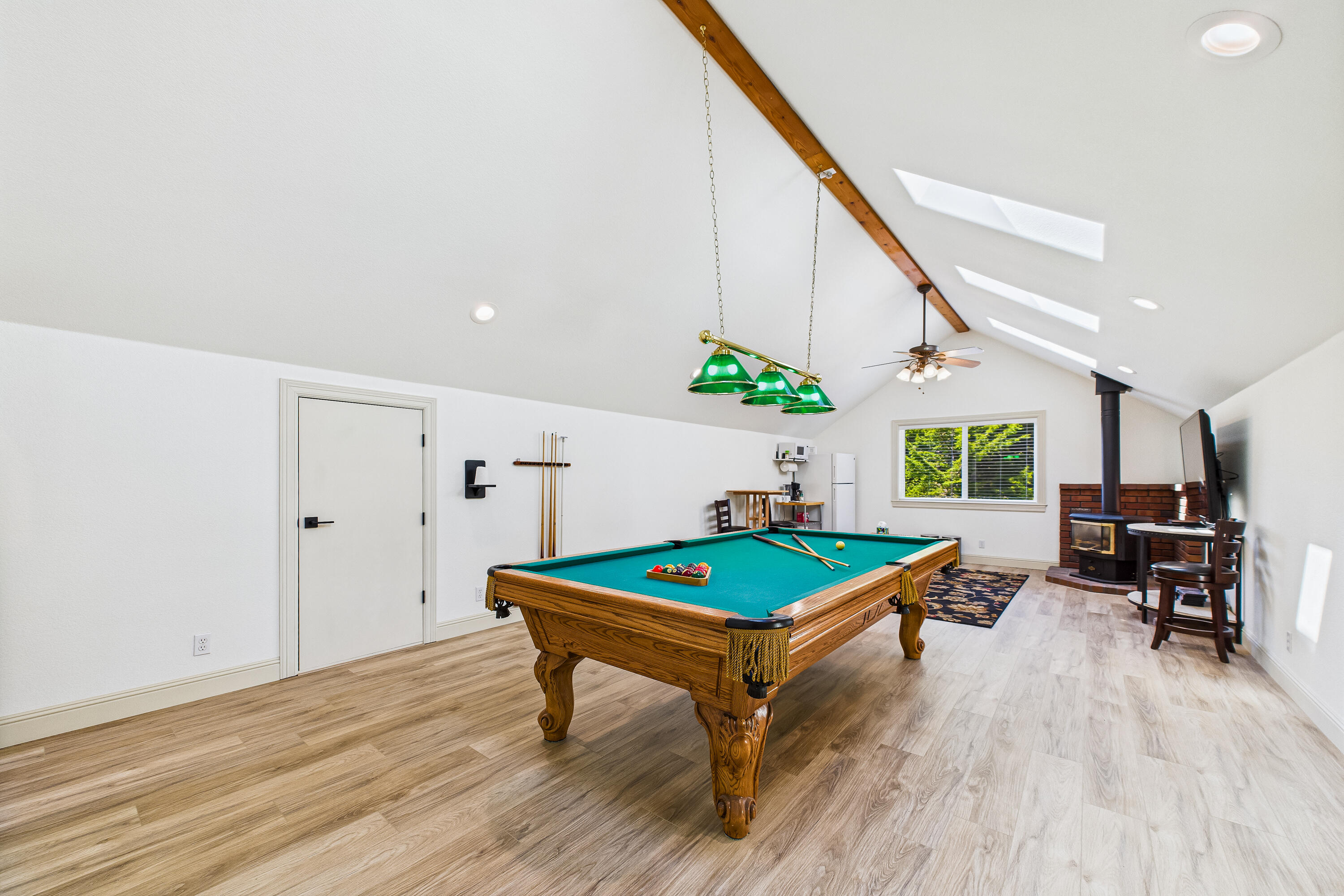 284 Sunrise Court