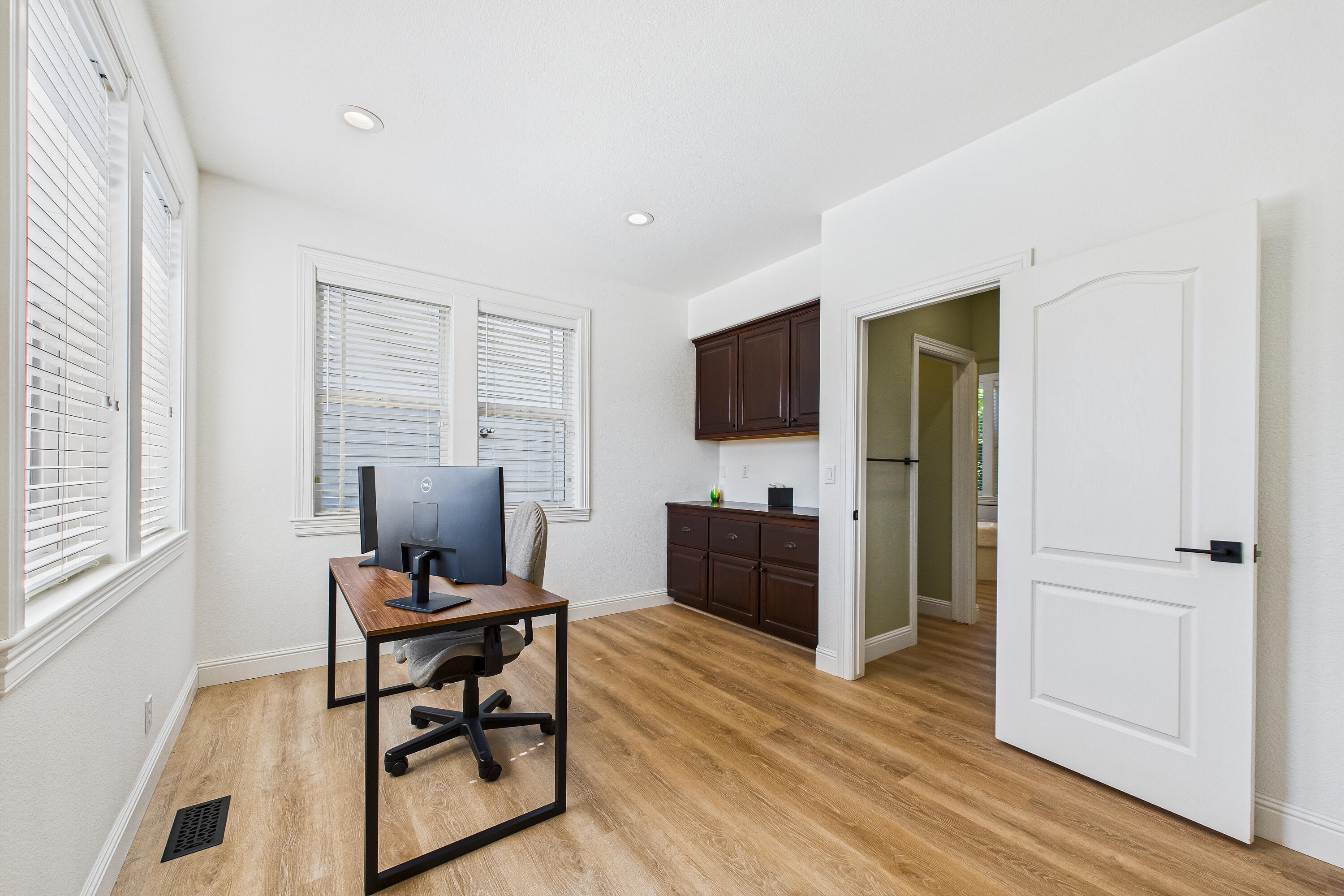 284 Sunrise Court