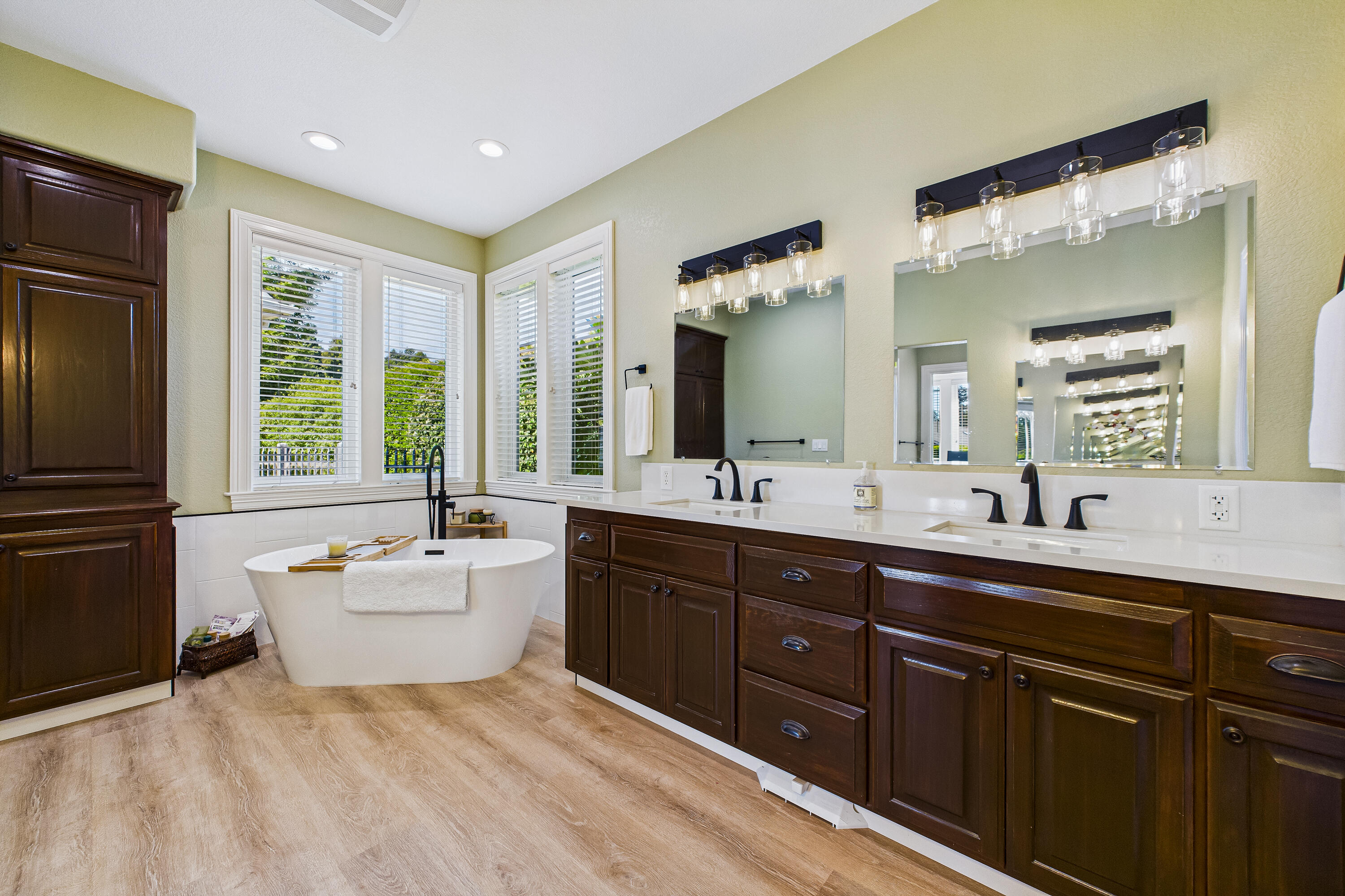 284 Sunrise Court