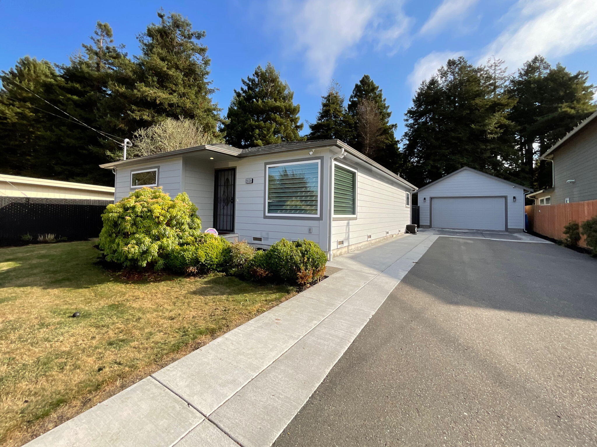 2030 Simmons Road