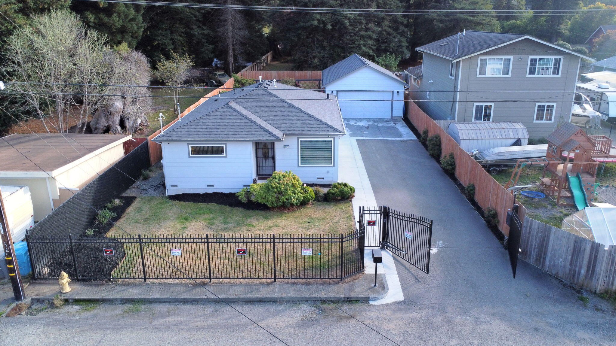 2030 Simmons Road