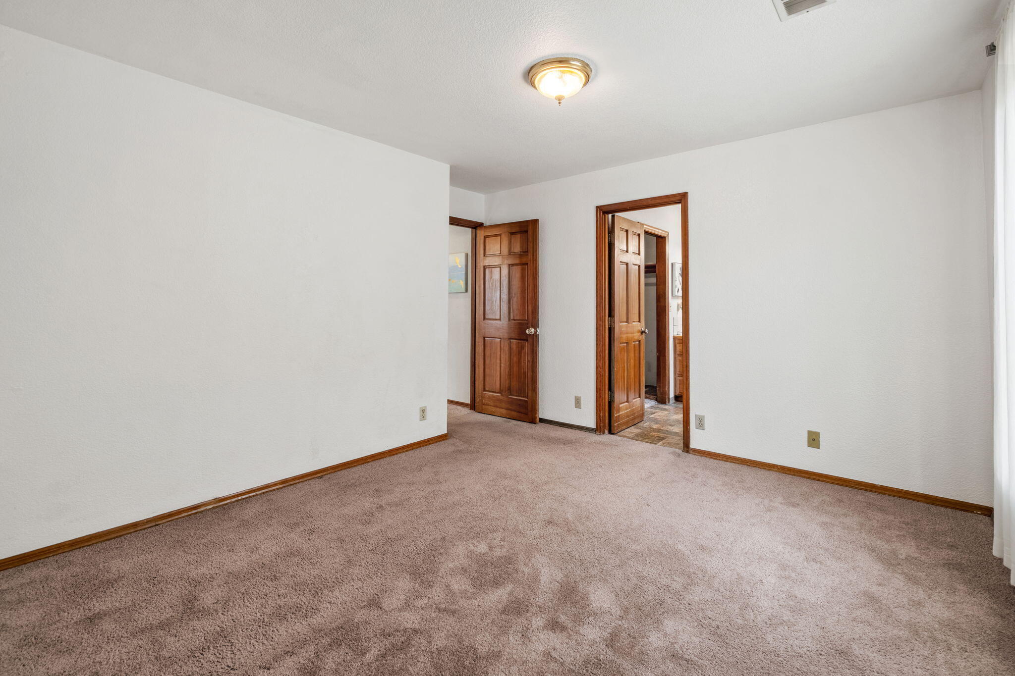 6175 Walnut Drive