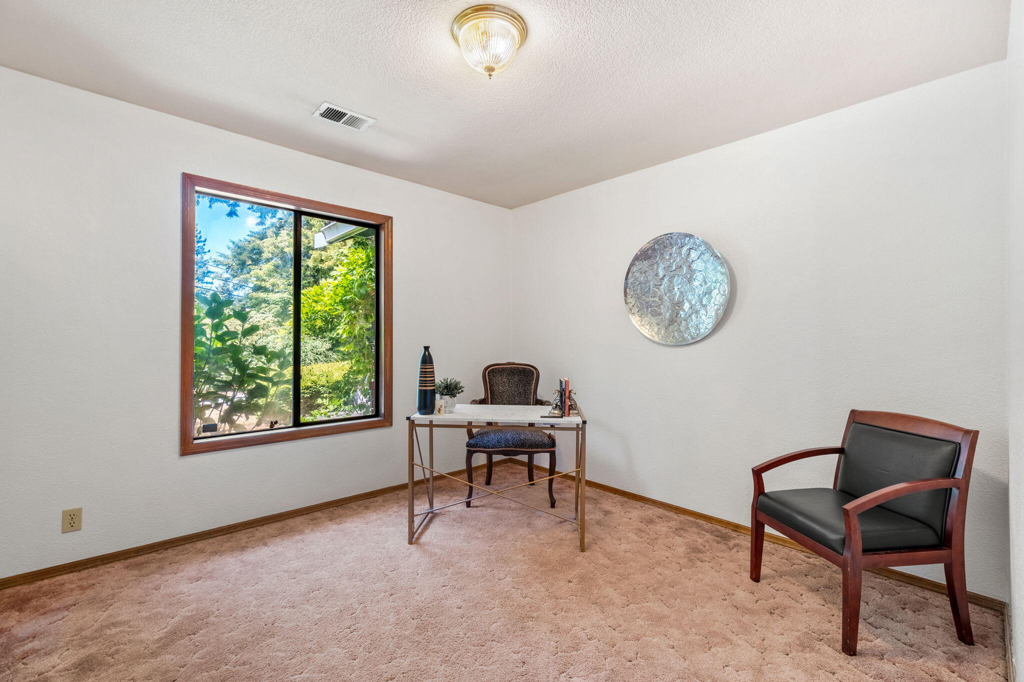 6175 Walnut Drive