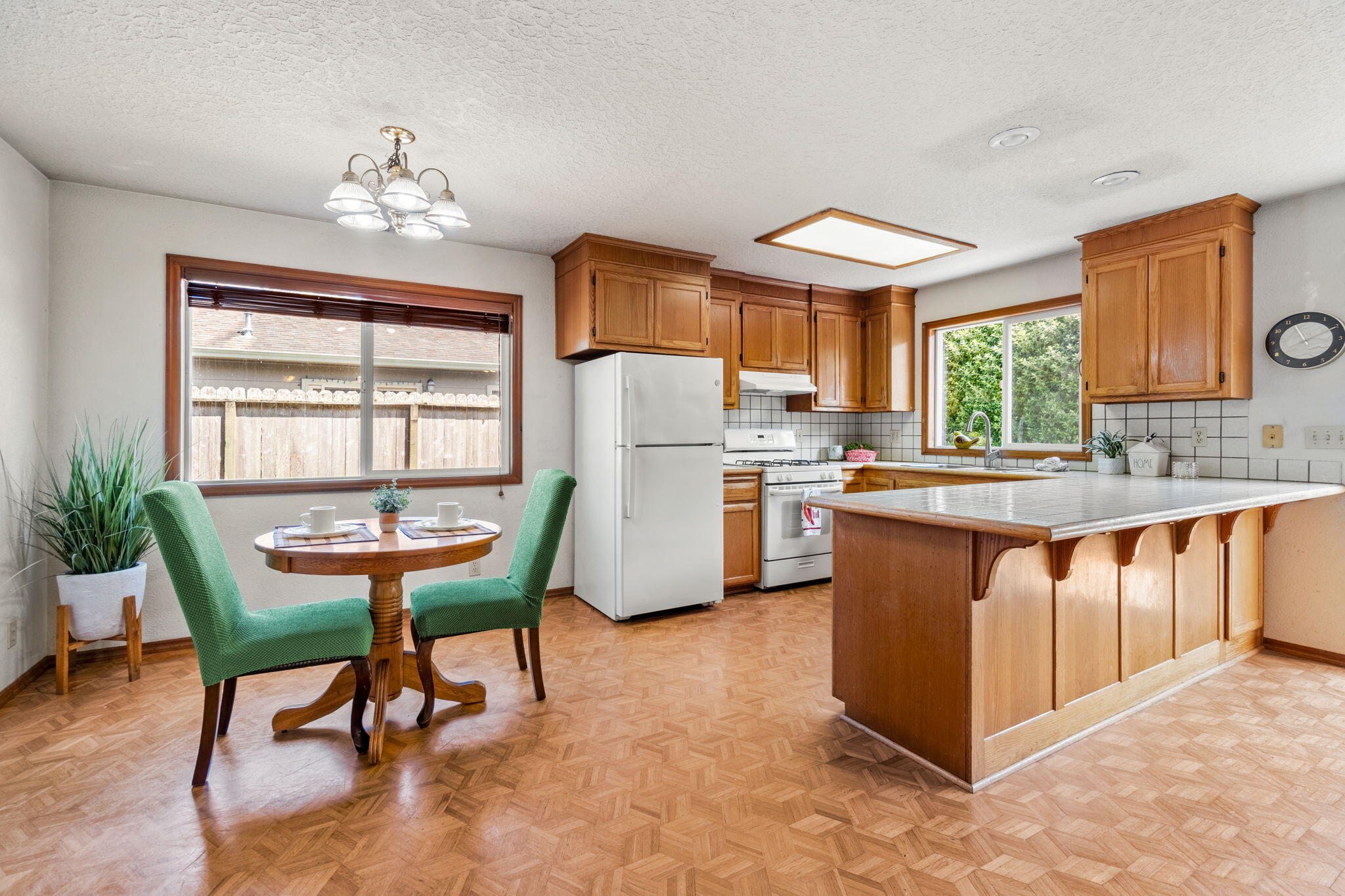 6175 Walnut Drive
