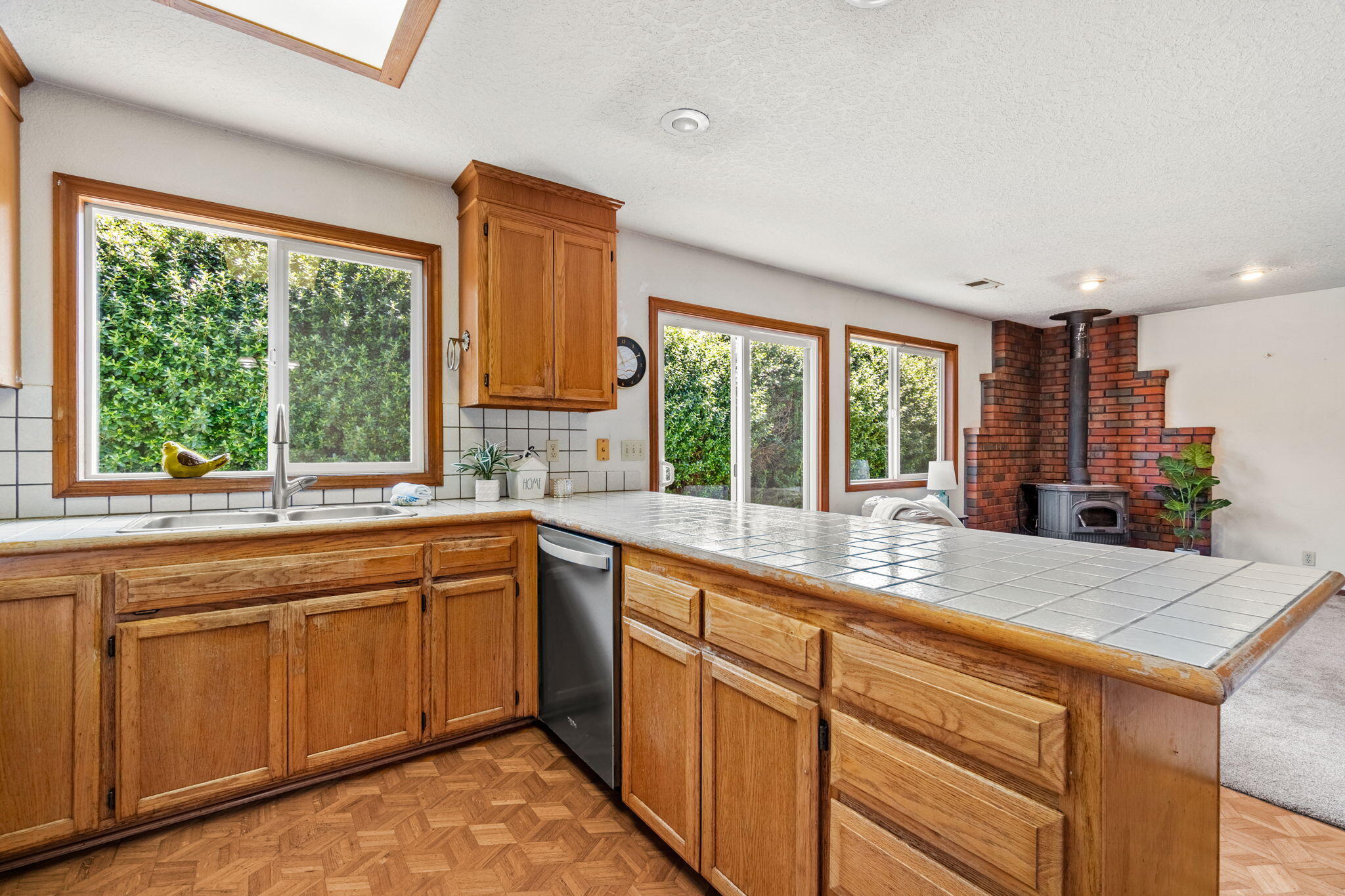 6175 Walnut Drive