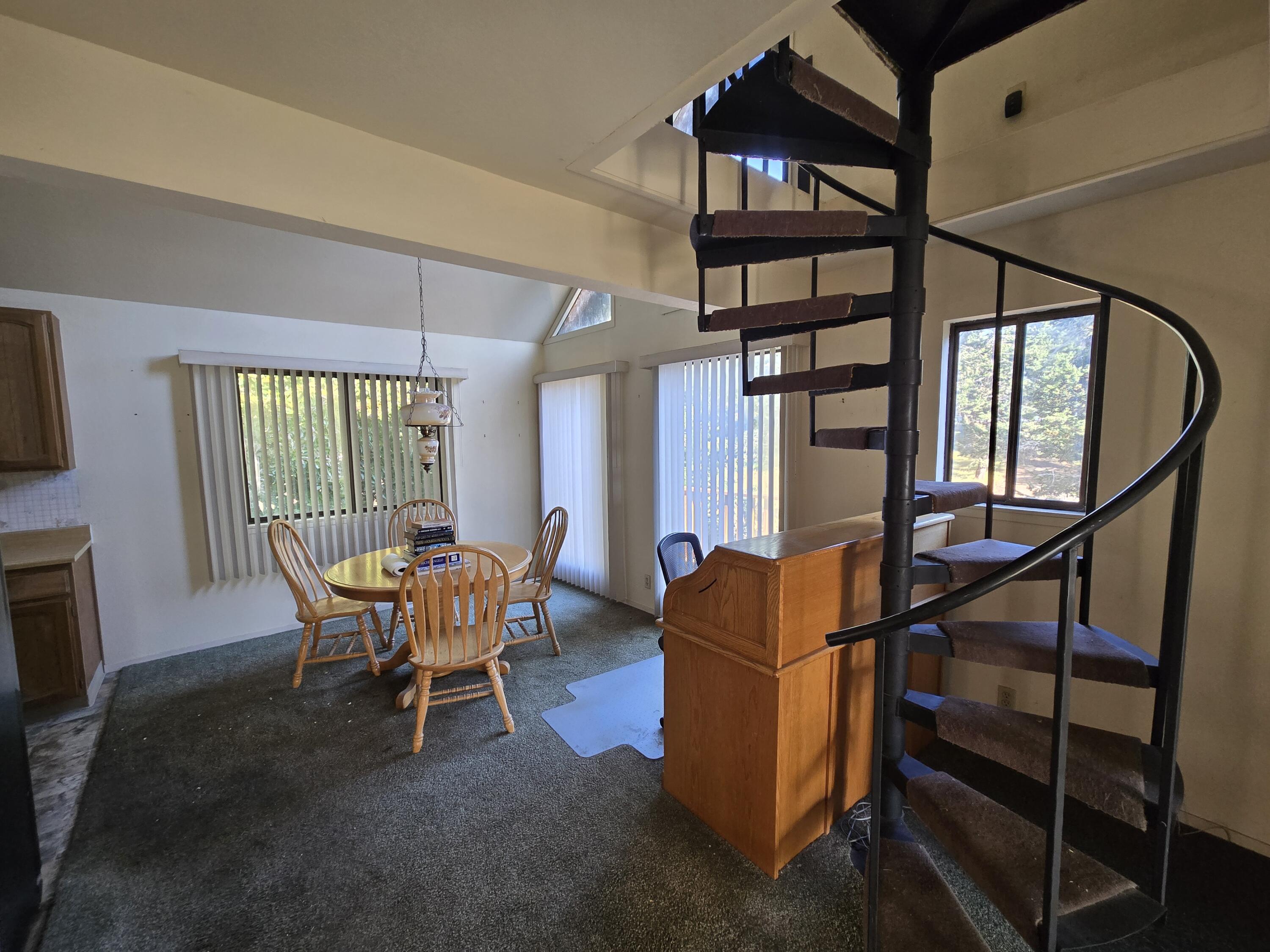17 Spruce Court