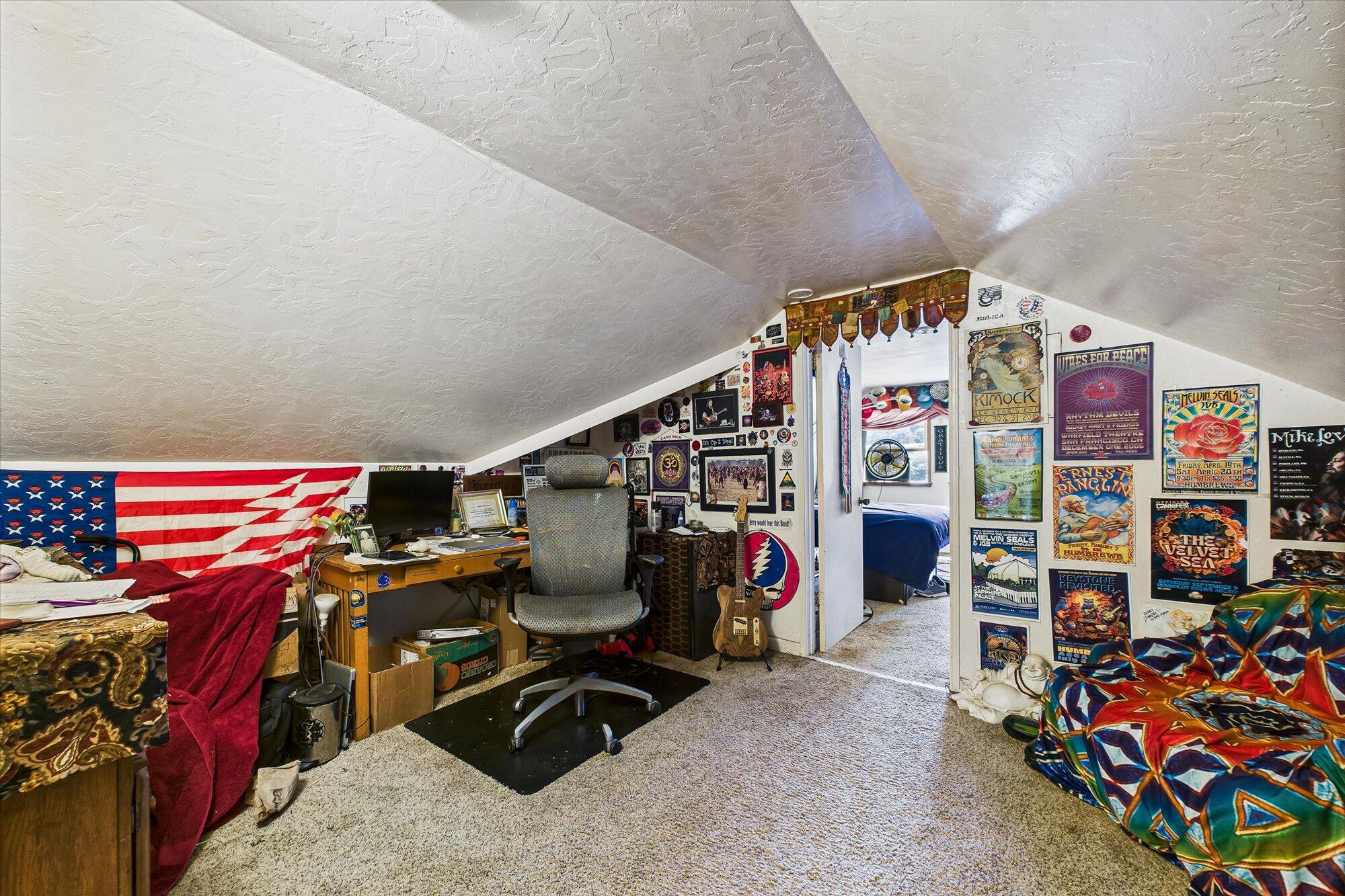 2481 Freshwater Road