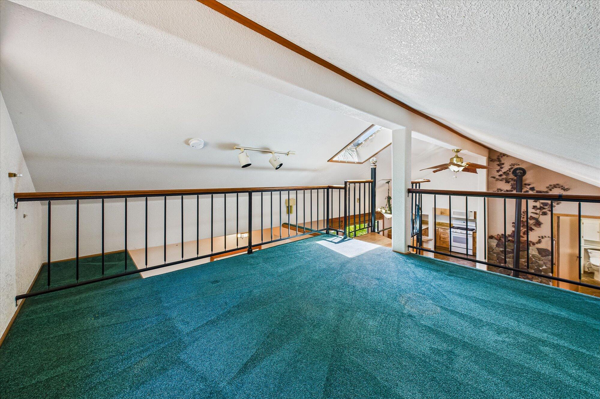2481 Freshwater Road