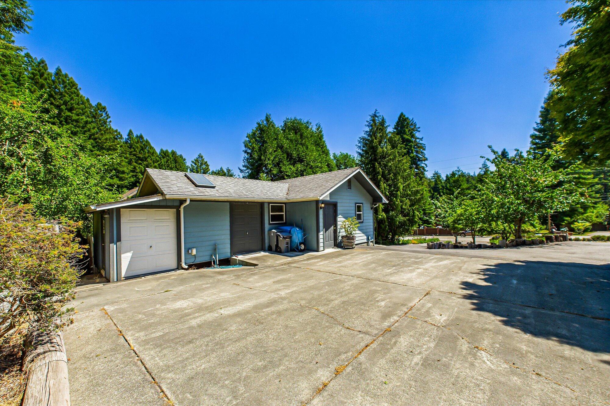 2481 Freshwater Road