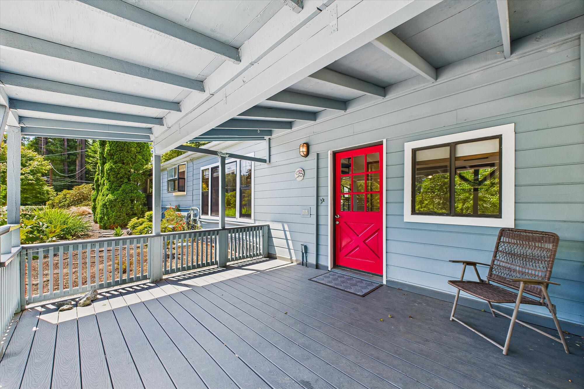 2481 Freshwater Road