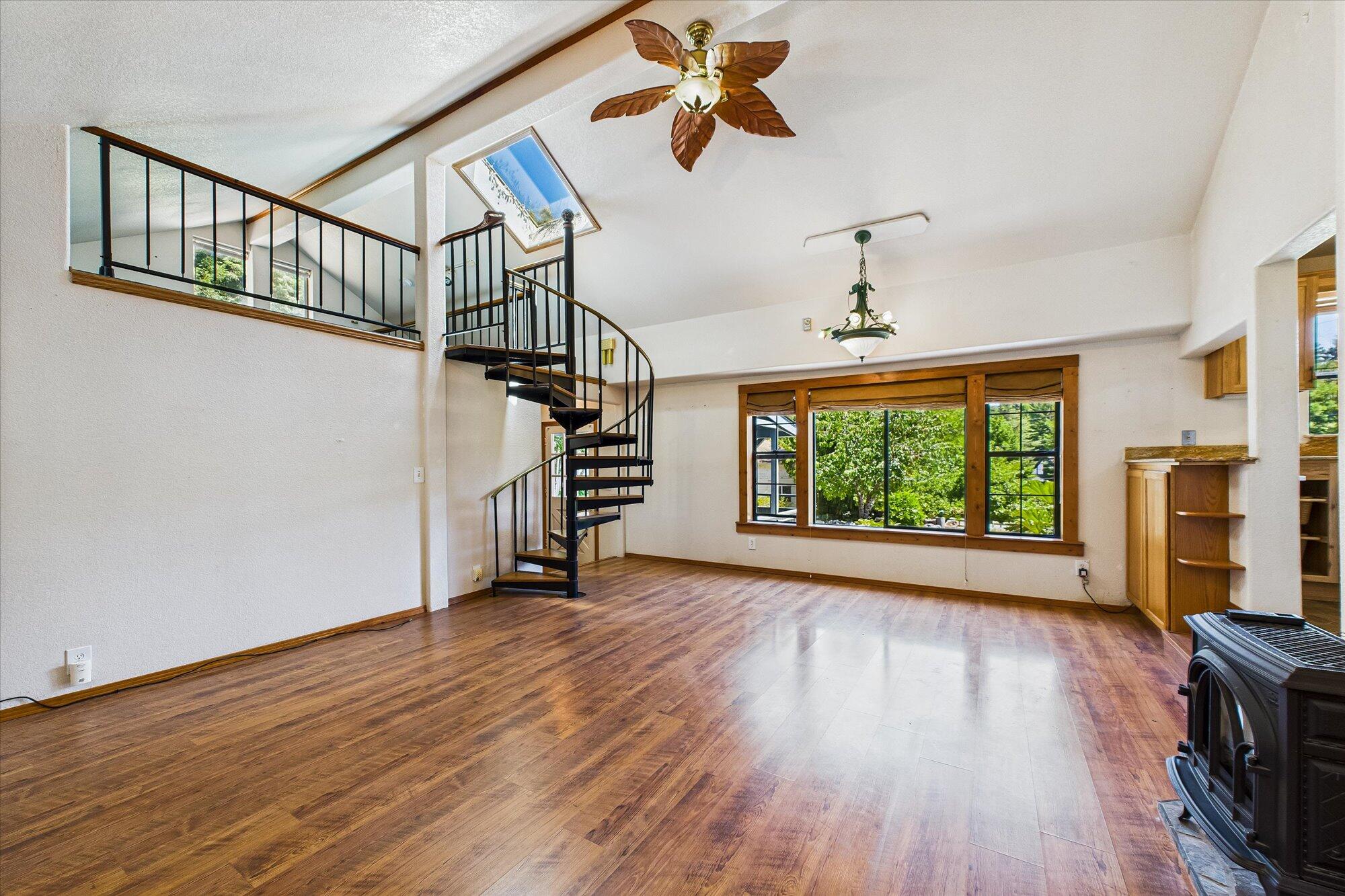 2481 Freshwater Road