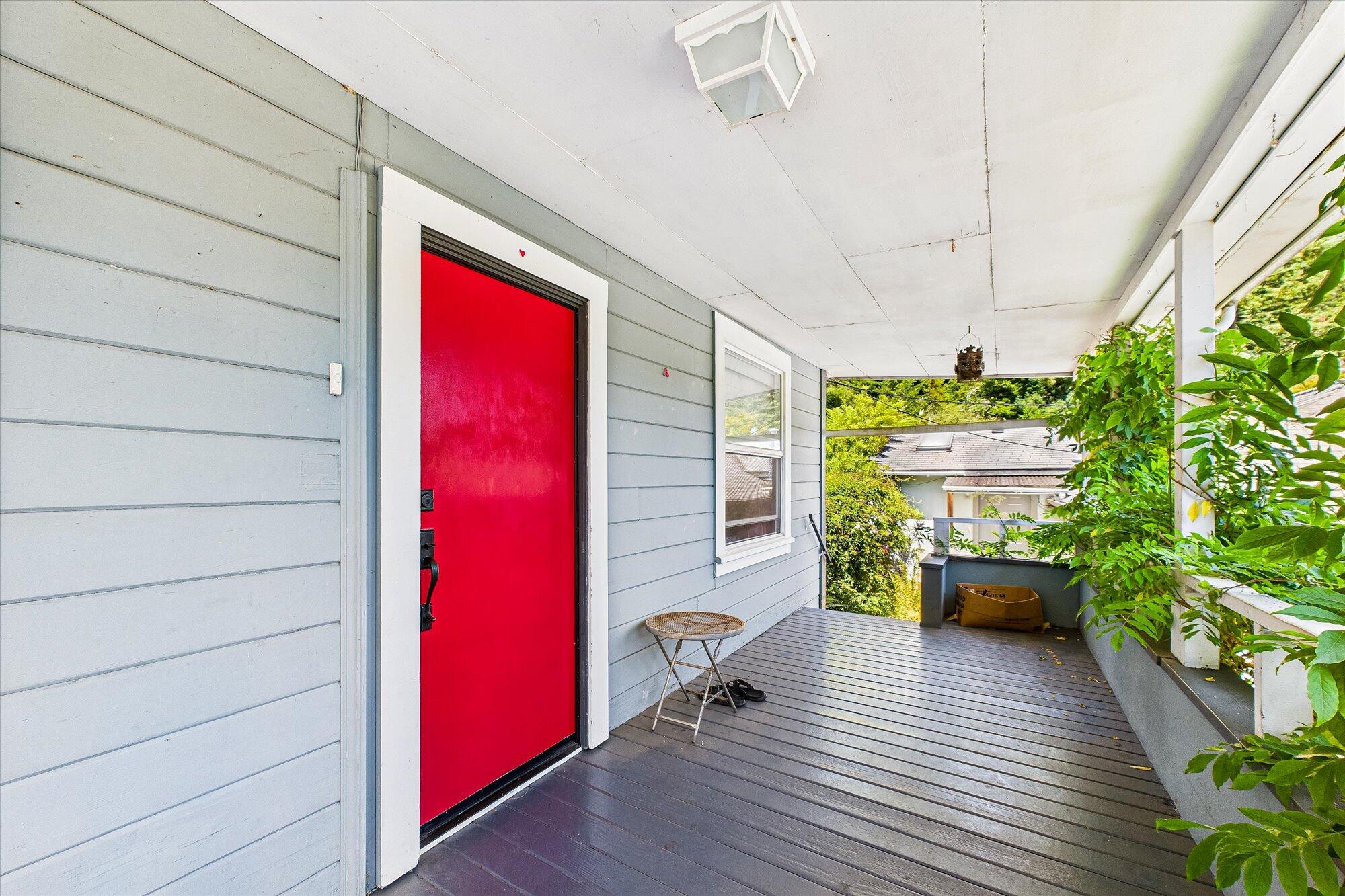 2481 Freshwater Road