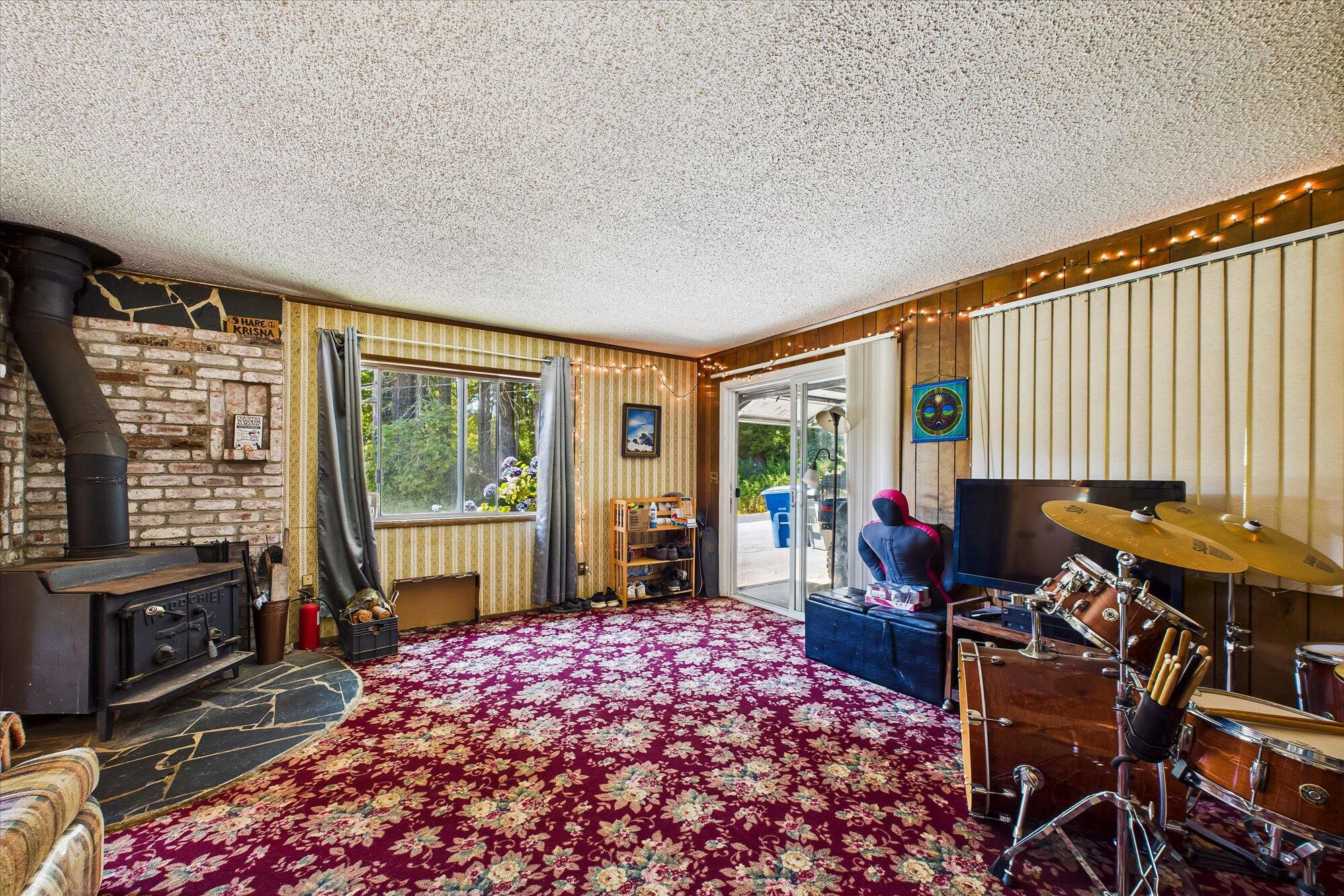 2481 Freshwater Road