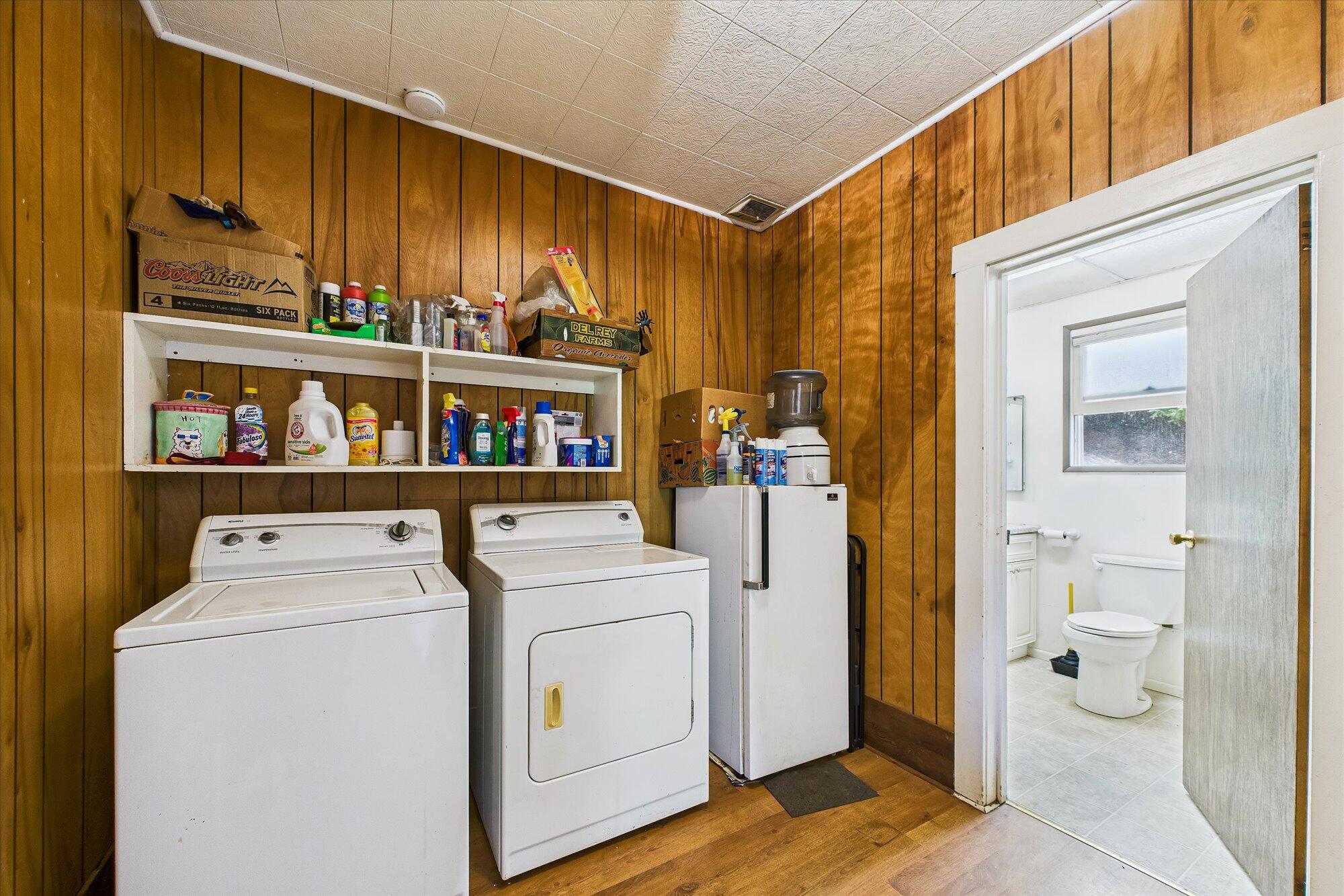 2481 Freshwater Road