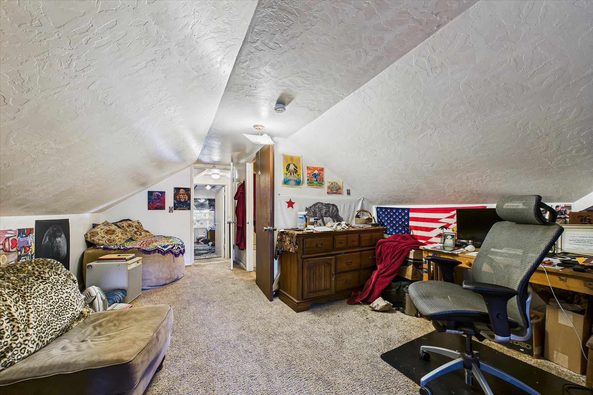 2481 Freshwater Road